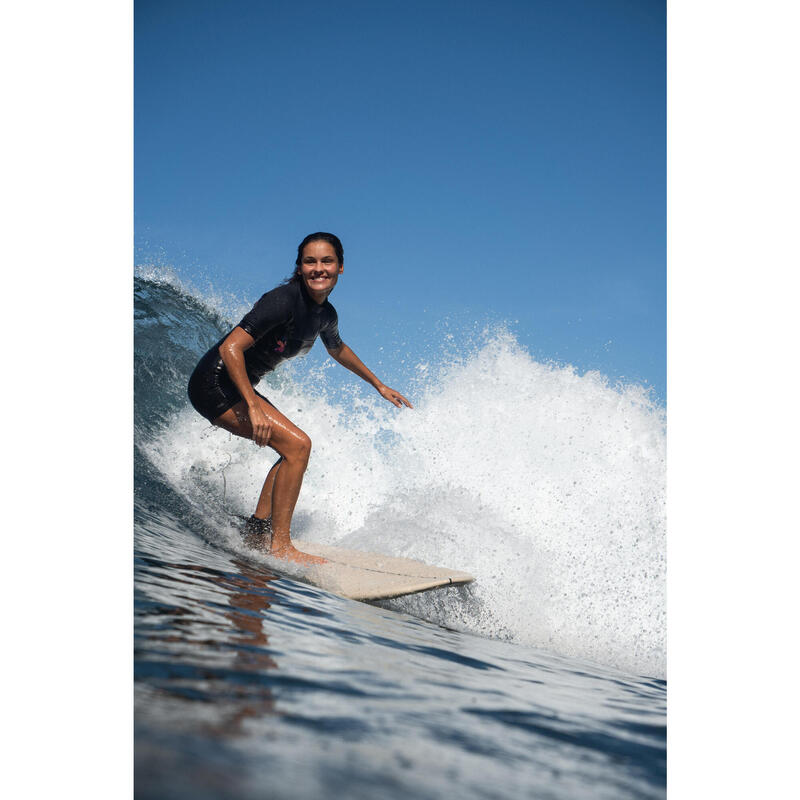 Dámský krátký neopren na surf s krátkým rukávem a zipem na zádech 500 Palmdark