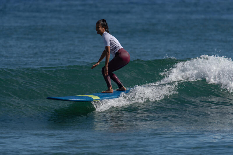 Uv-werende rashguard voor surfen dames 500 korte mouwen marineblauw wit grijs