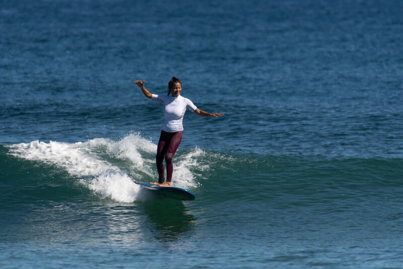 Top anty-UV surfingowy damski Olaian 500S Marin krótki rękaw