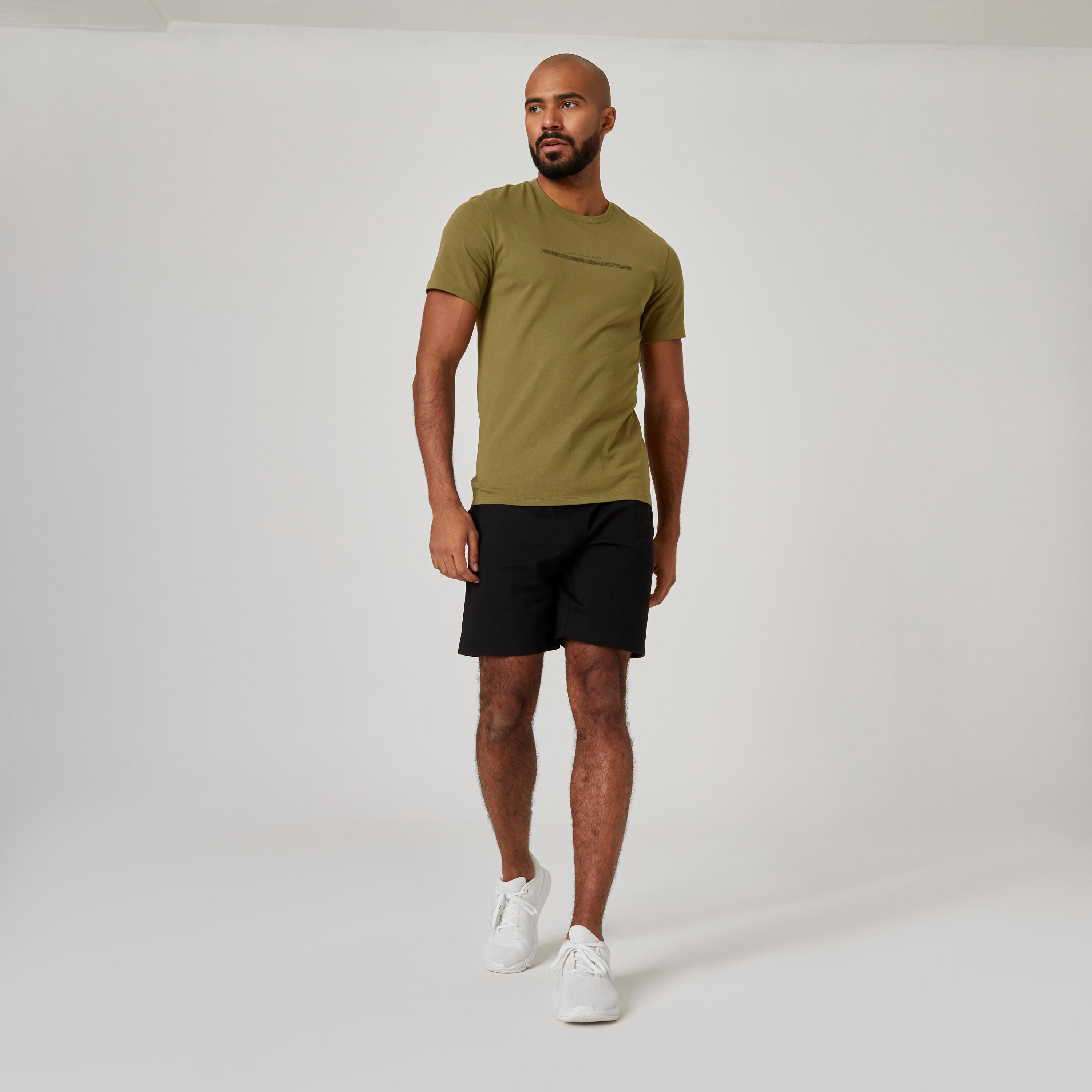Playera Fitness Hombre Caqui Estampado Manga Corta Ajustada Algodón Cuello Redondo 3/6