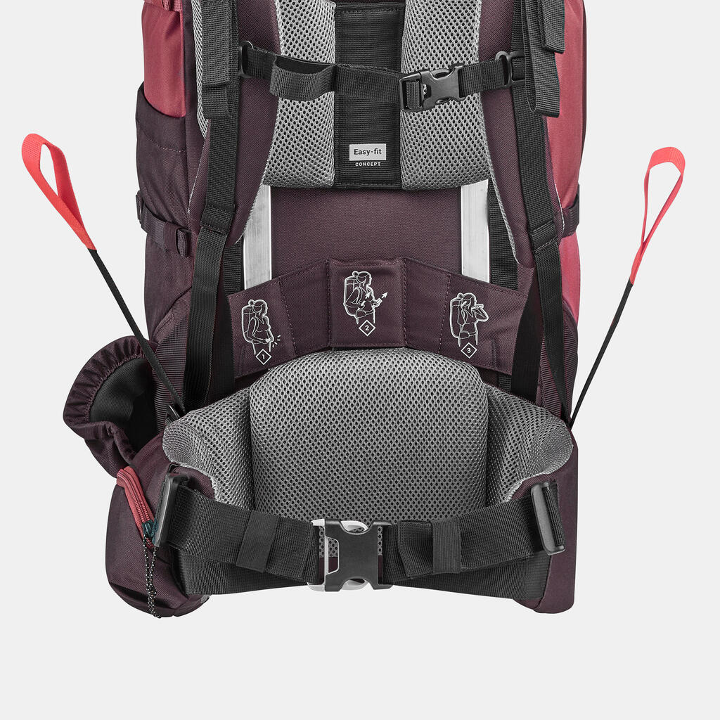 Sieviešu trekinga mugursoma “MT100 Easyfit”, 50 l ietilpība