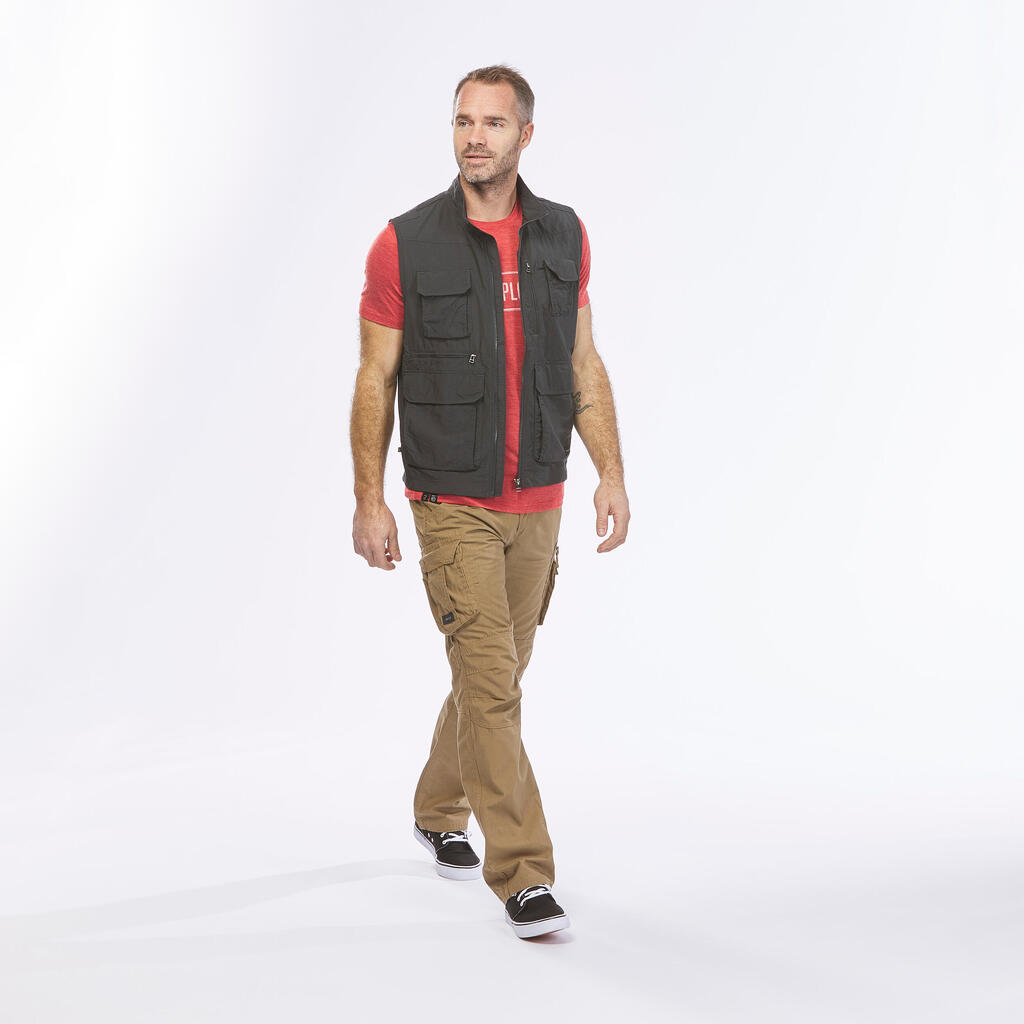 Chaleco con múltiples bolsillos de trekking para Hombre Forclaz Travel100 gris