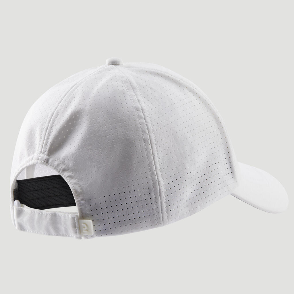 Tenisa cepure ar nagu “TC 900”, 56 cm, balta/tumši zila