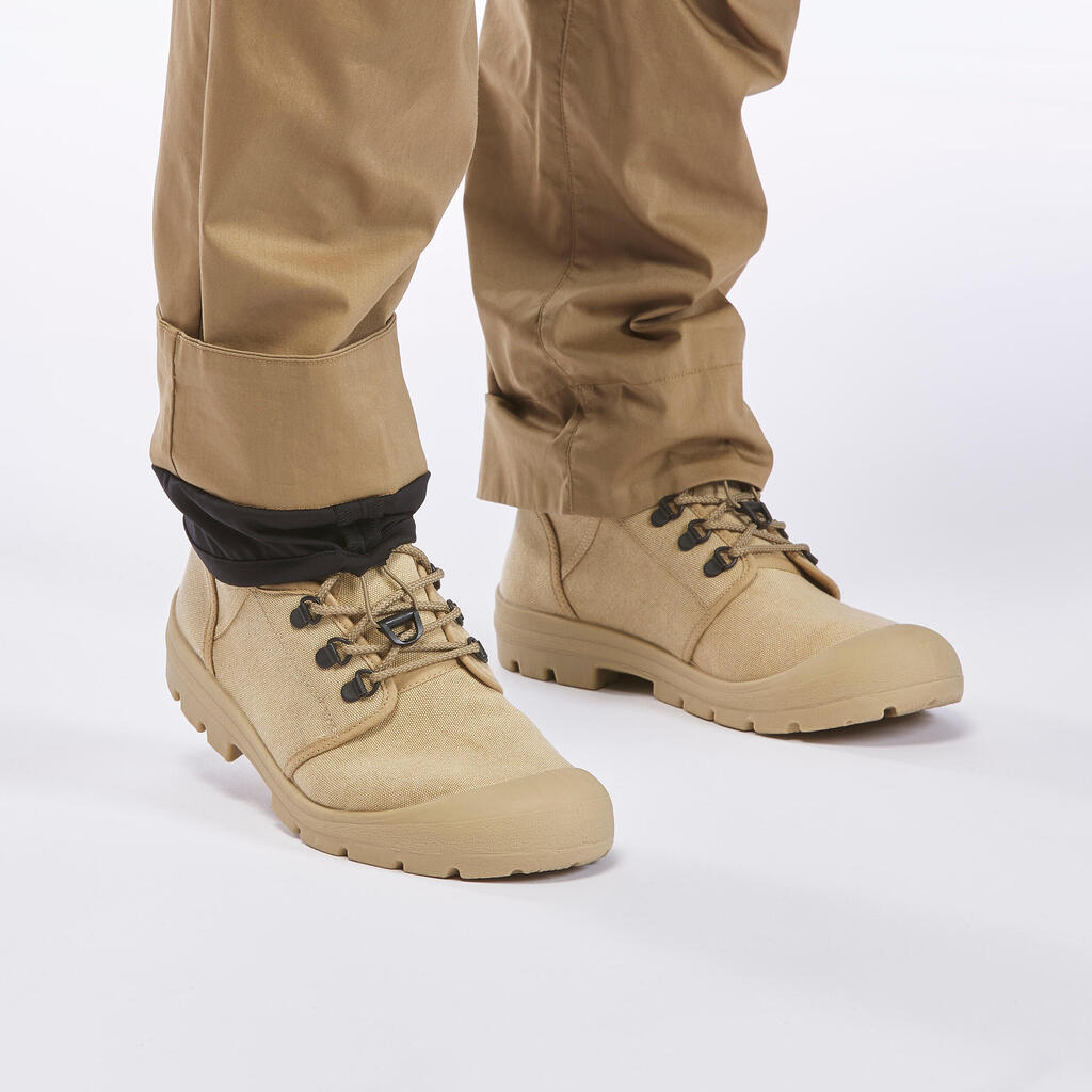 Pantalóncon protección solar de trekking para Hombre Forclaz Desert 900 café