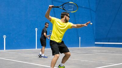 pelote-comment-choisir-raquette-frontenis.jpg