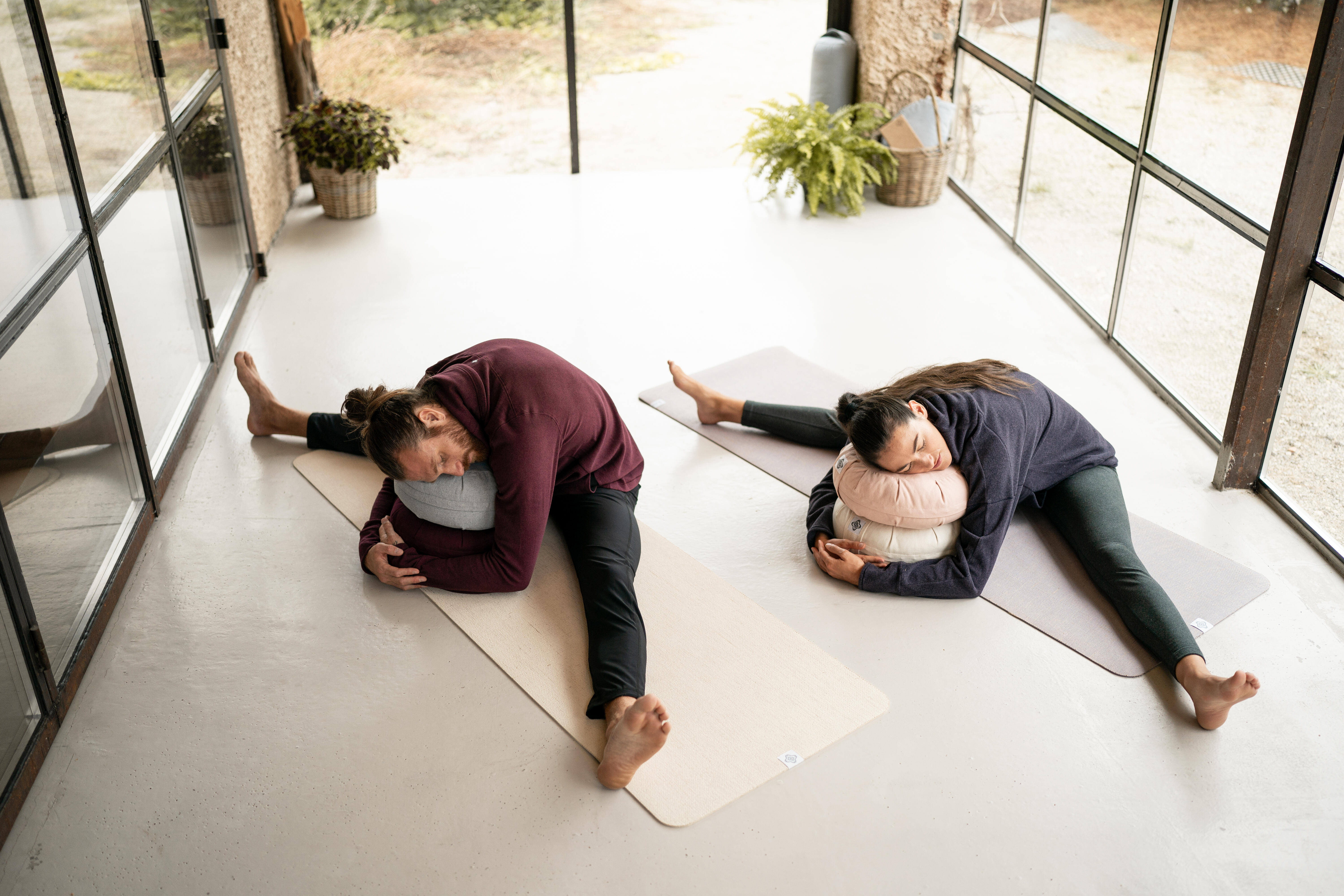 ZAFU / CUSCINO ROTONDO PER YOGA E MEDITAZIONE BORDEAUX