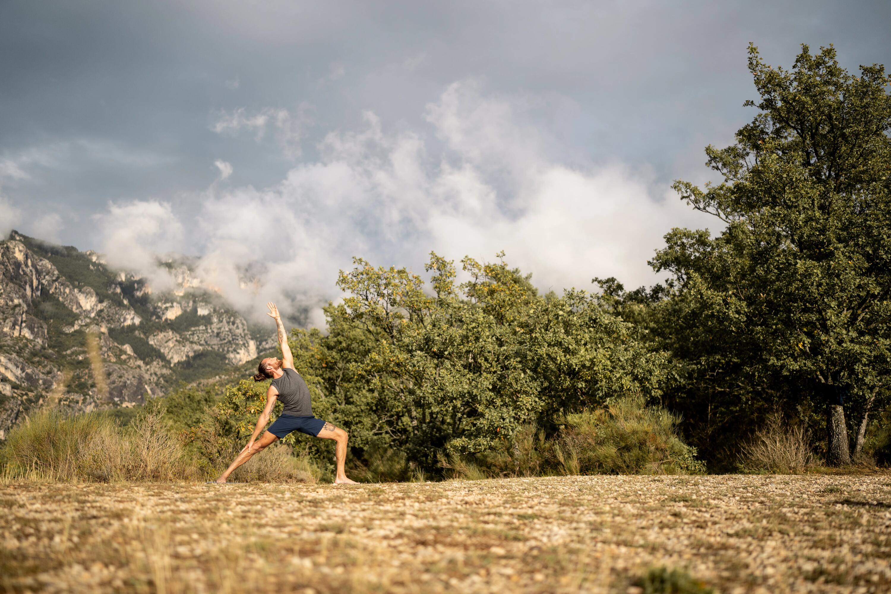 Viniyoga: Der sanfte Yogaweg für maximale Entspannung und Gesundheit