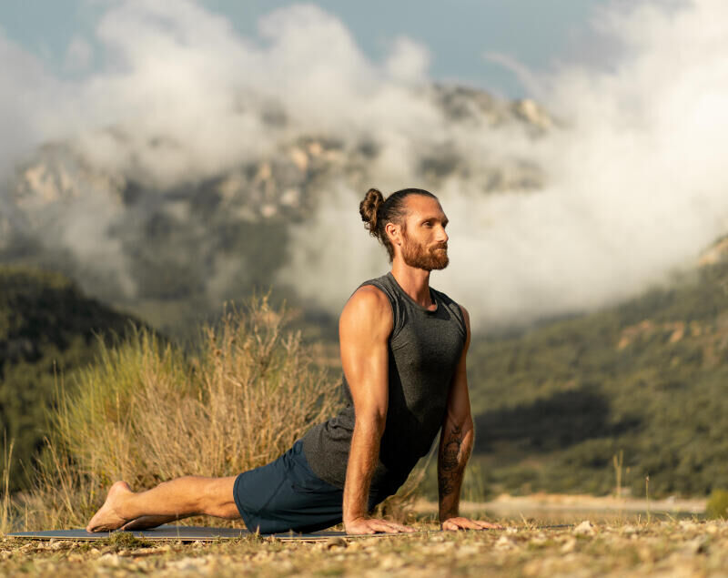 yoga salutation au soleil header
