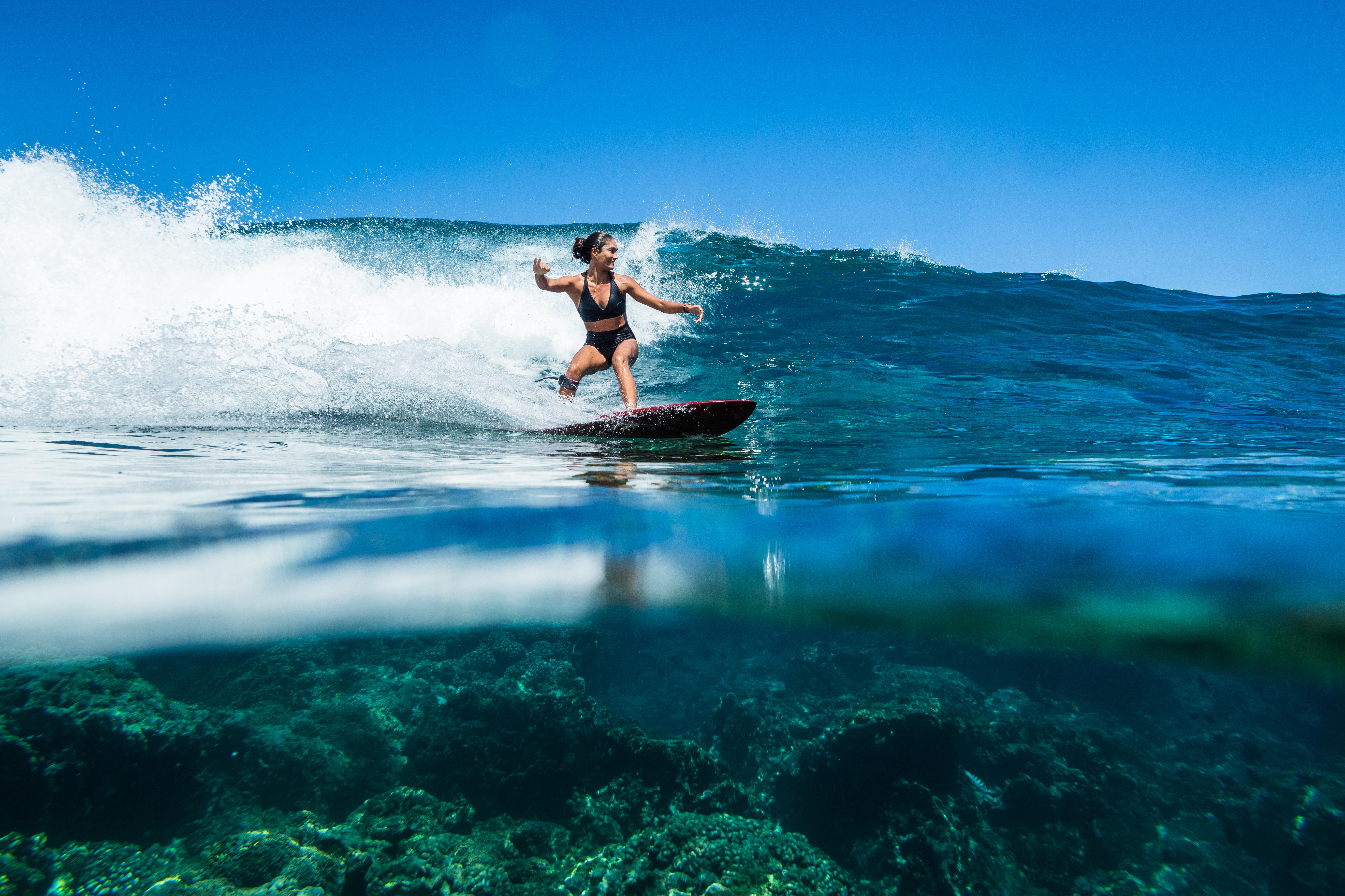 Haut de bikini de surf - Ana noir - OLAIAN