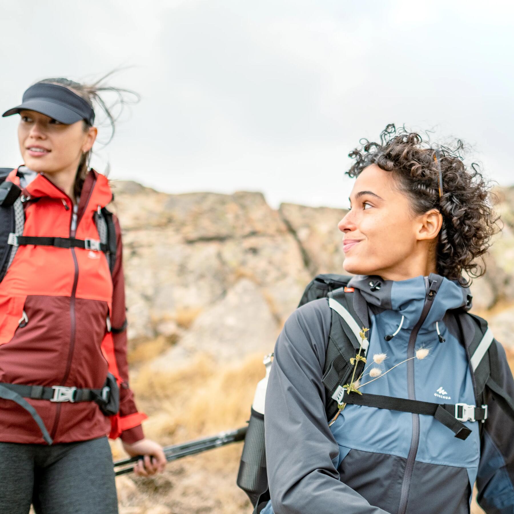 Wie kleidet man sich beim Wandern richtig? Die 3-Schichten-Technik!