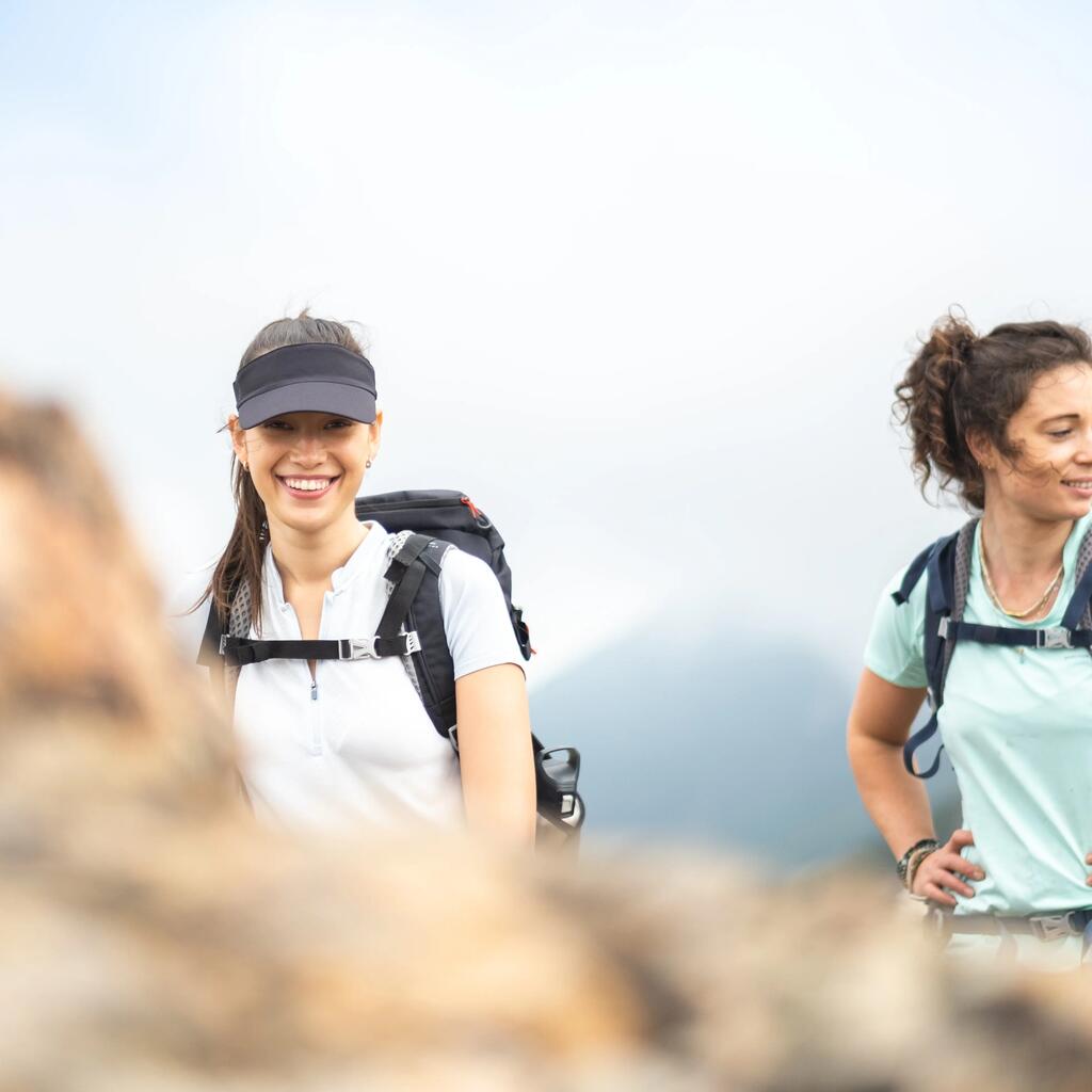 Dámske tričko MH900 s krátkym rukávom na horskú turistiku