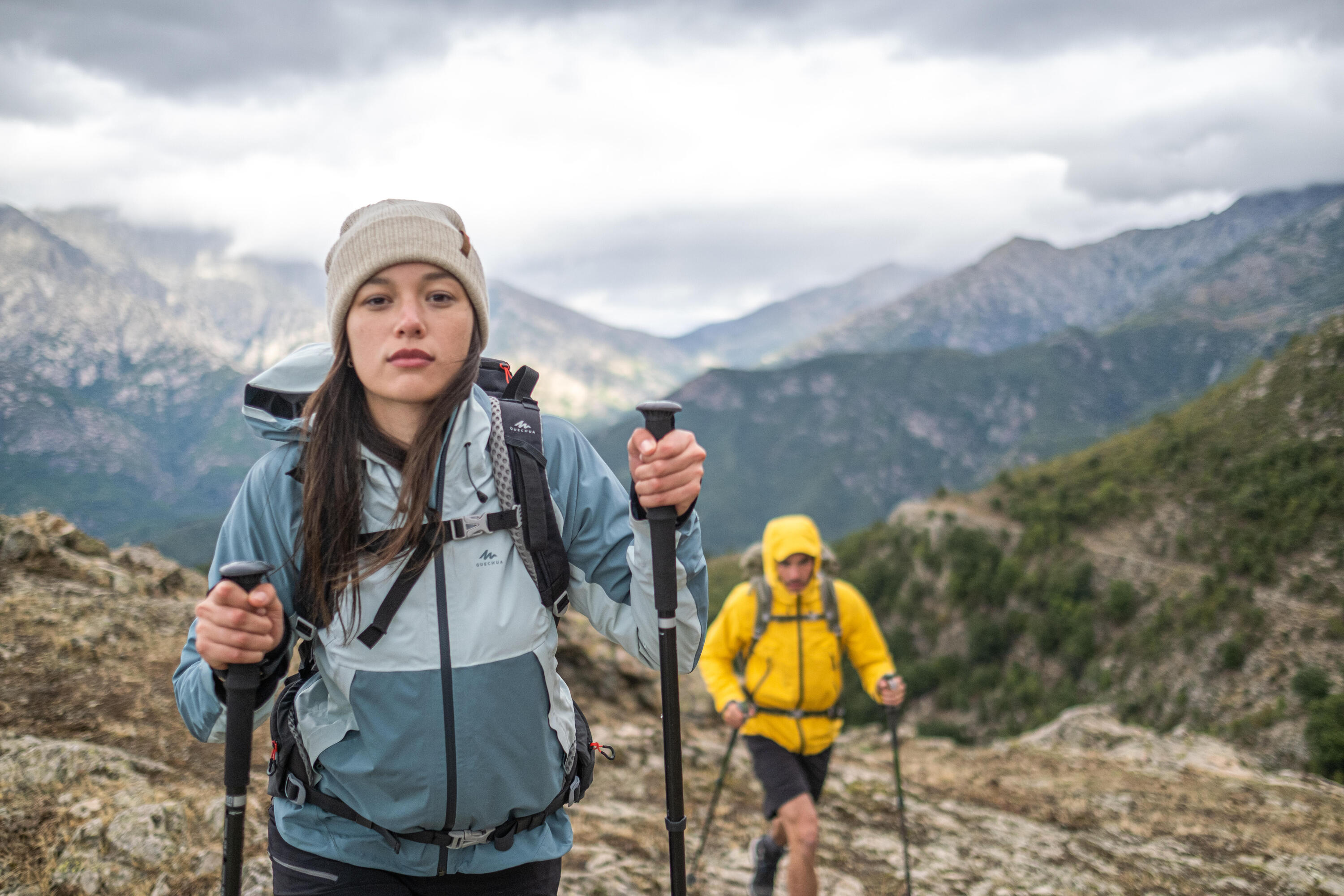 Women's Waterproof Mountain Walking Jacket - MH500 2/18