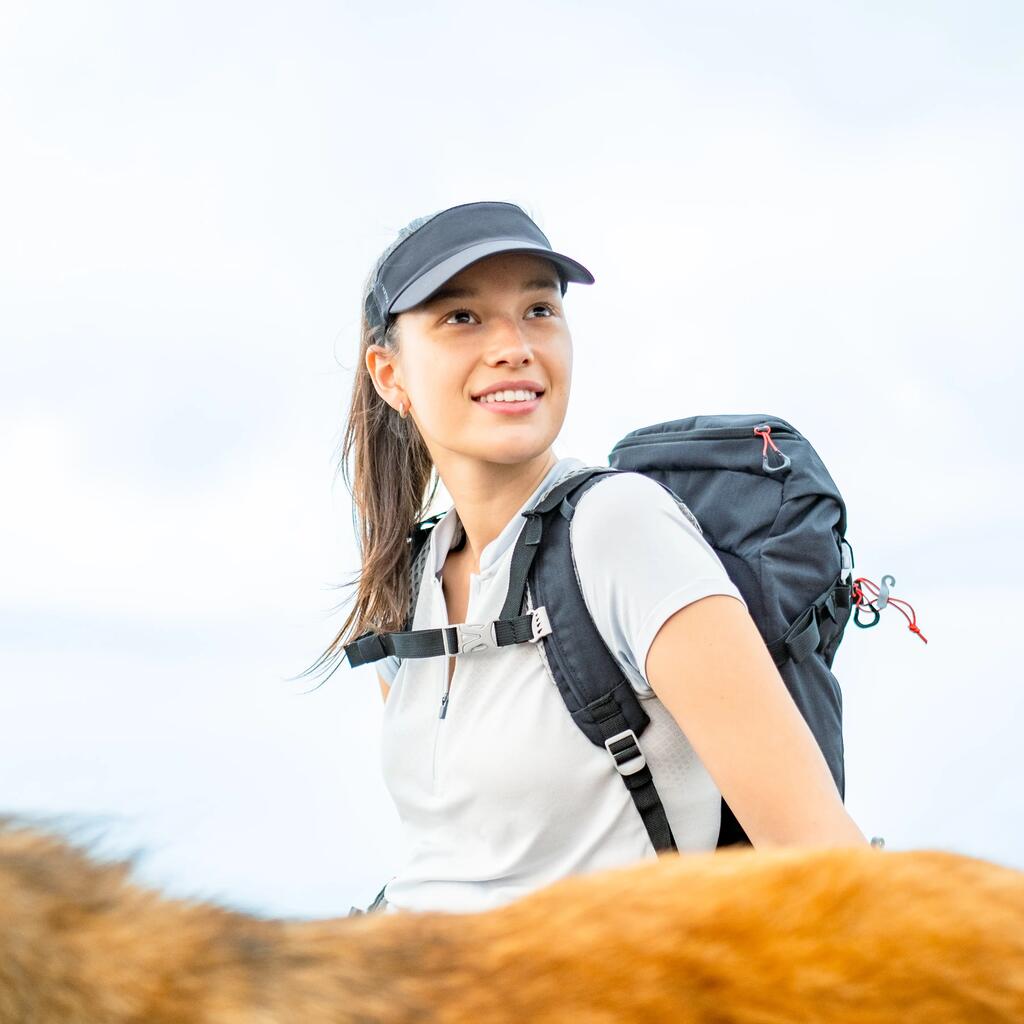 Dámske tričko MH900 s krátkym rukávom na horskú turistiku