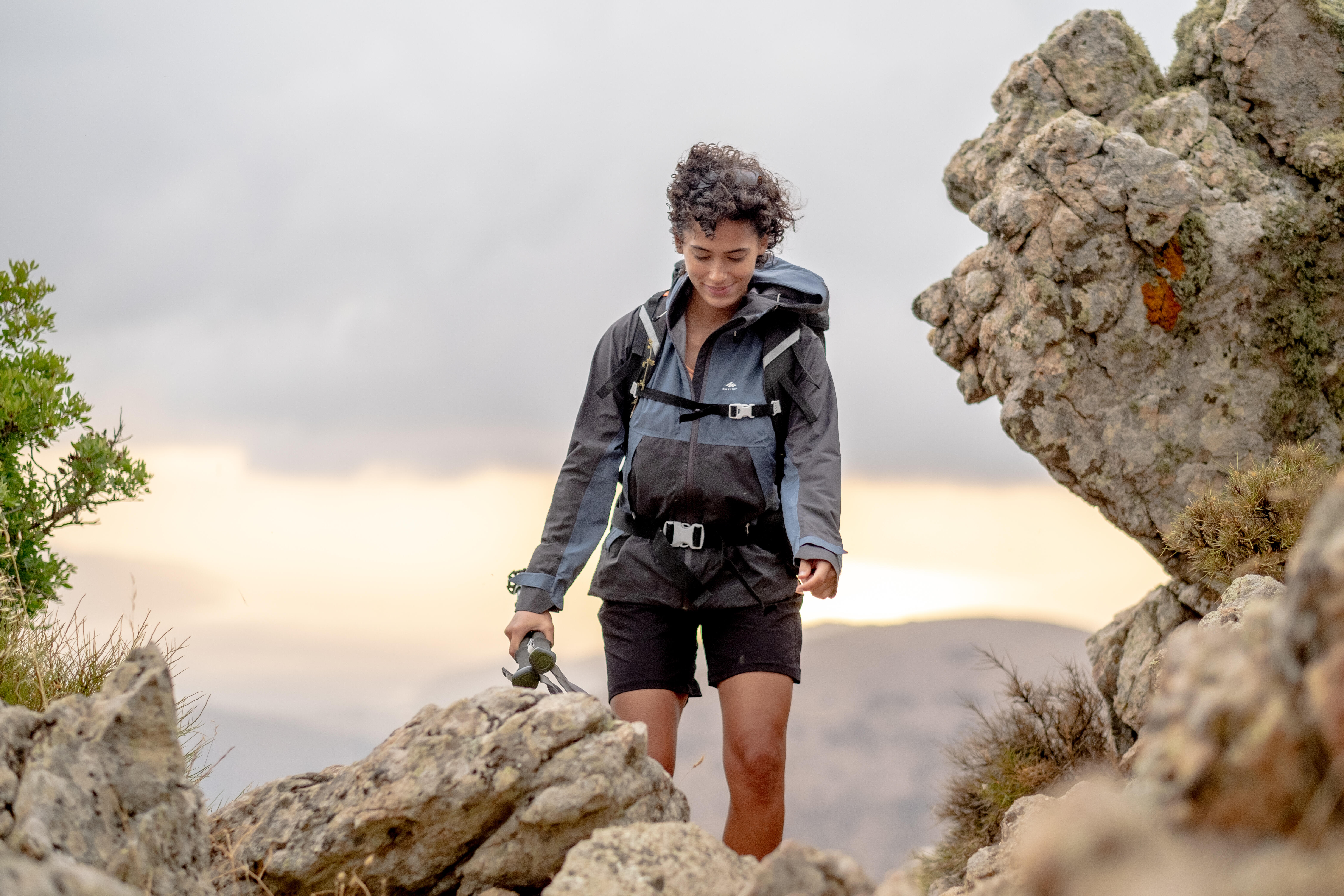Women's Hiking Capri Pants - MH 500 Black - Black, Granite - Quechua -  Decathlon