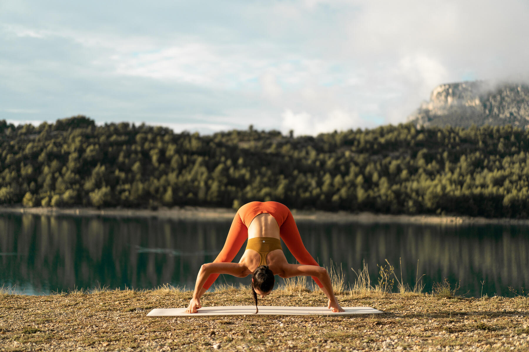 Découvrez le yoga Iyengar : une forme de yoga postural