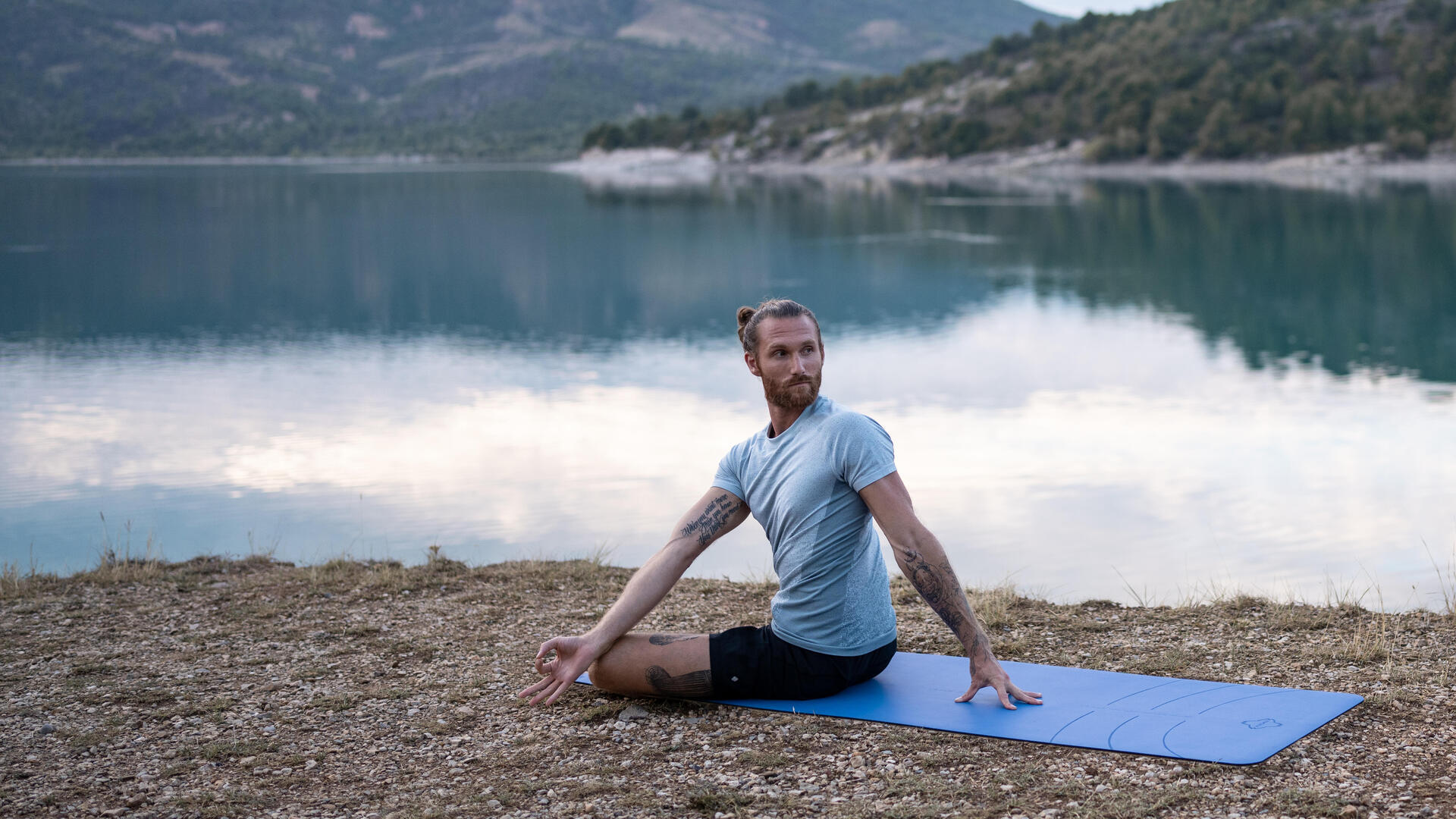 Tenue de yoga Decathlon : laquelle est idéale pour pratiquer ?