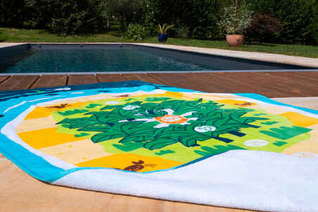 Game Kit with 2 Flying Disks & Towel Target