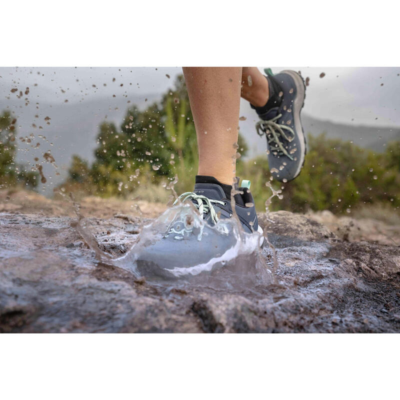 Waterdichte schoenen voor bergwandelen dames MH500 blauw