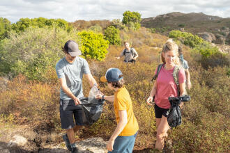 ECO-HIKING: hiking to help keep our trails clean