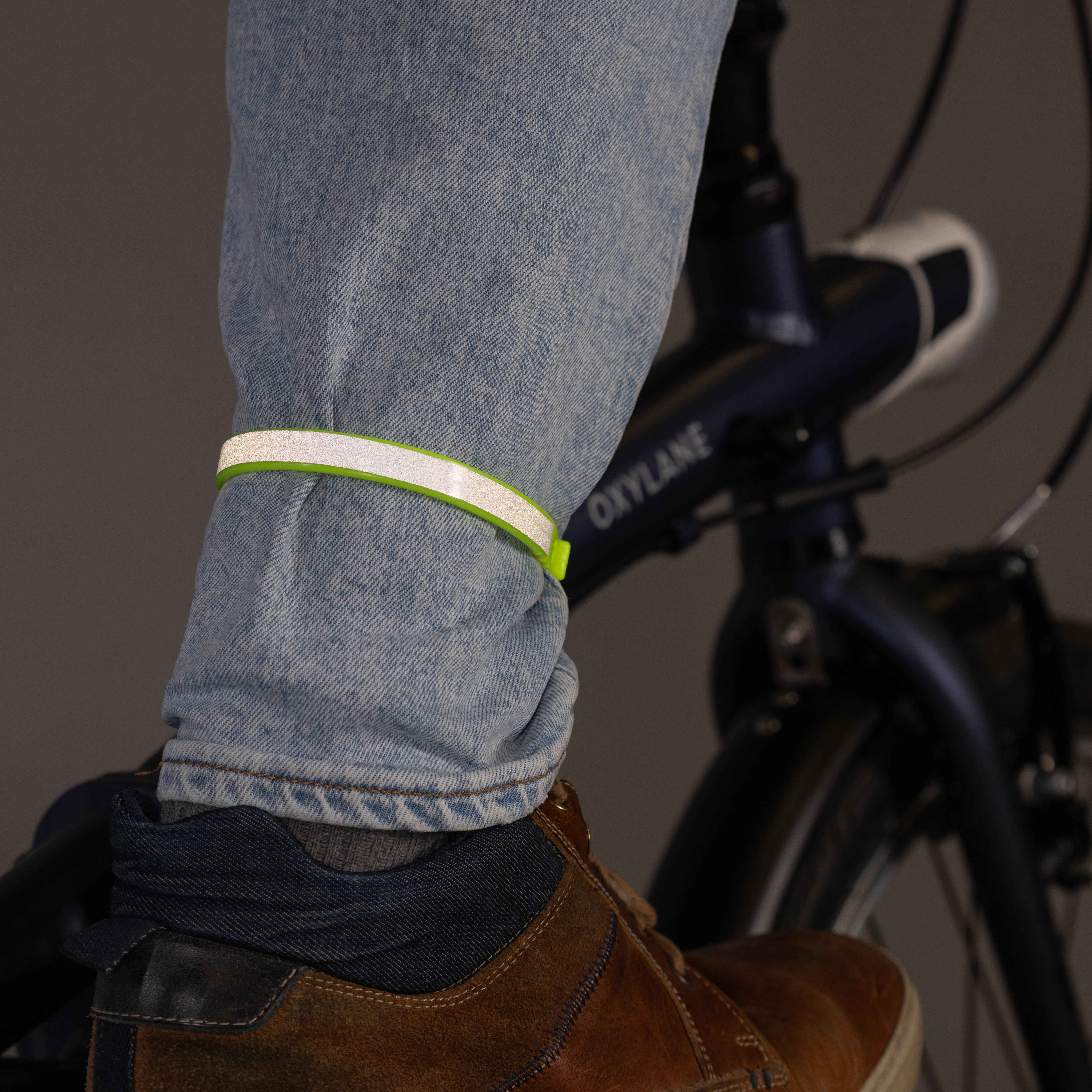 100 Bike Trouser Clip - Yellow BTWIN 