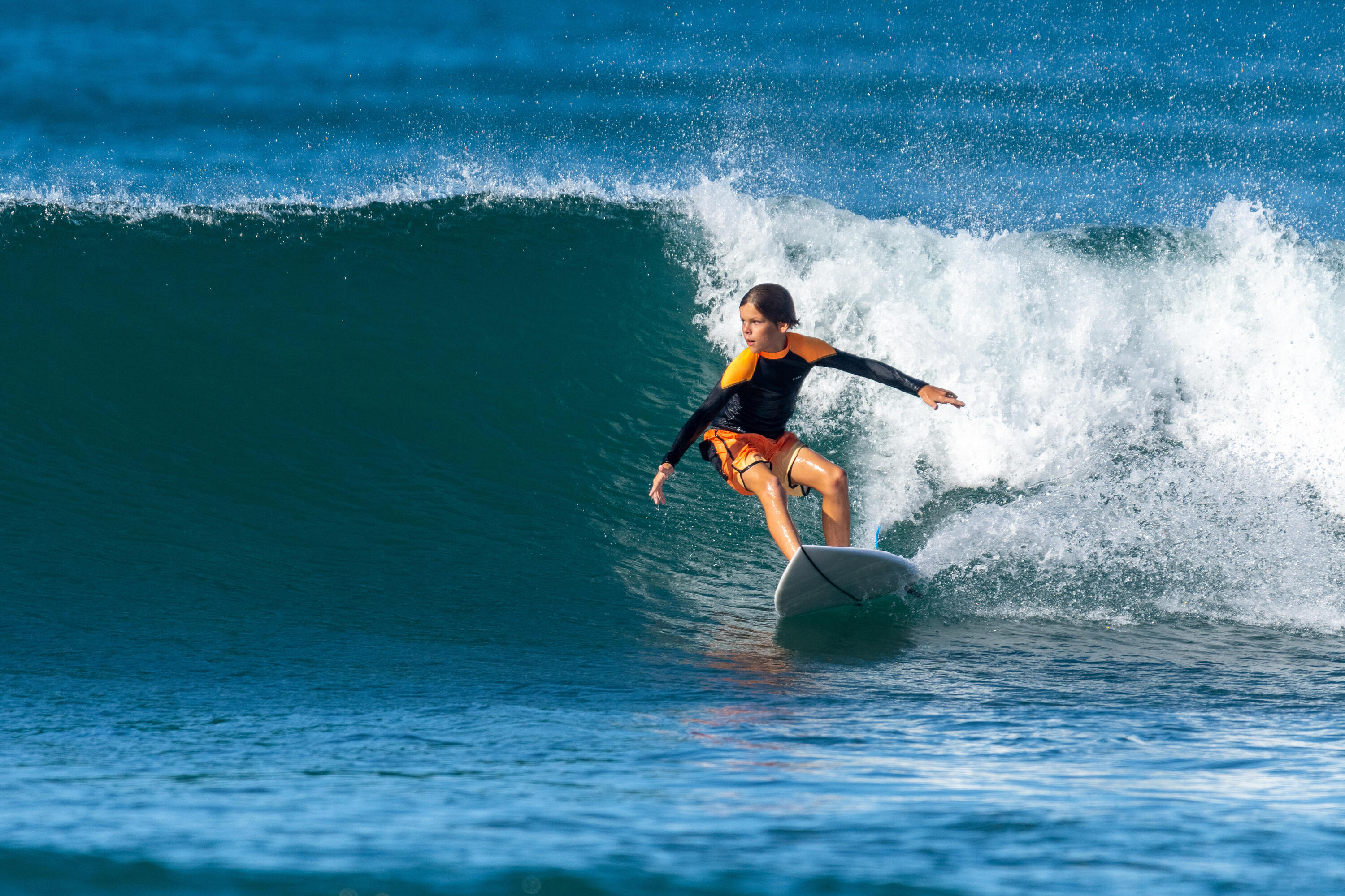 Short de surf garçon, 500 Âge 8-15 ans 5/5