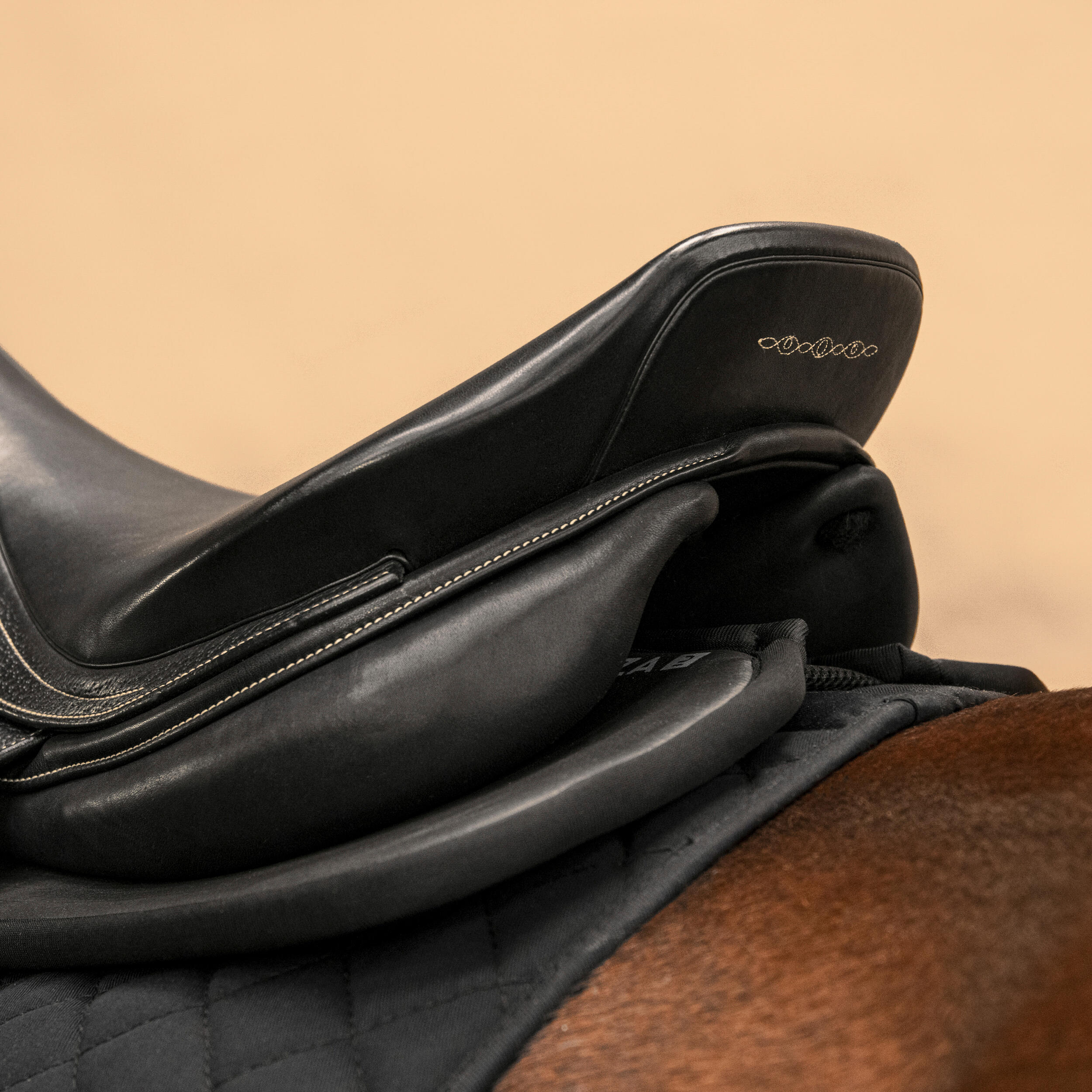 Zadelonderlegger voor paard en pony schuimstof 100 zwart 7/7