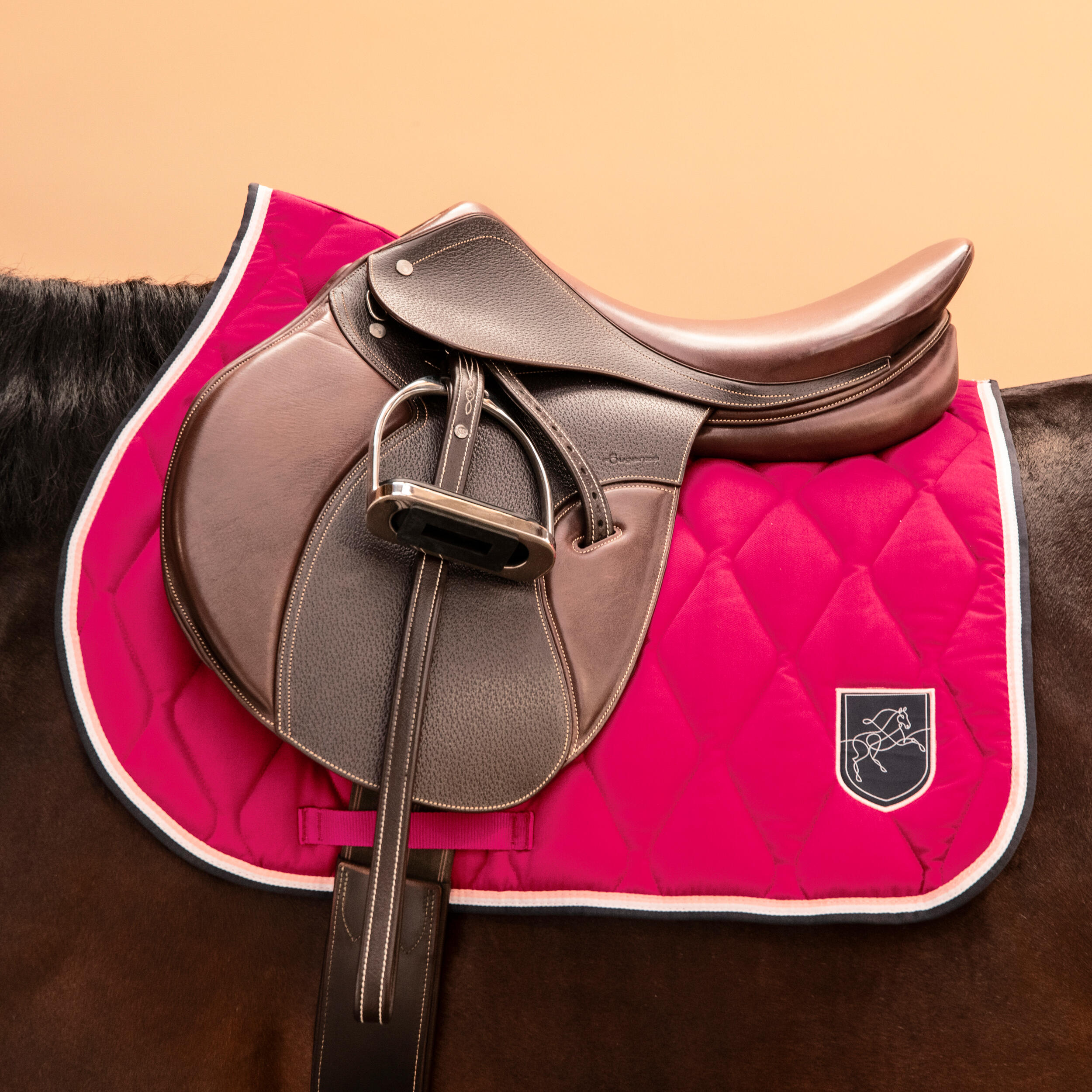 Horse & Pony Saddle Cloth 500 - Cardinal Pink 3/8