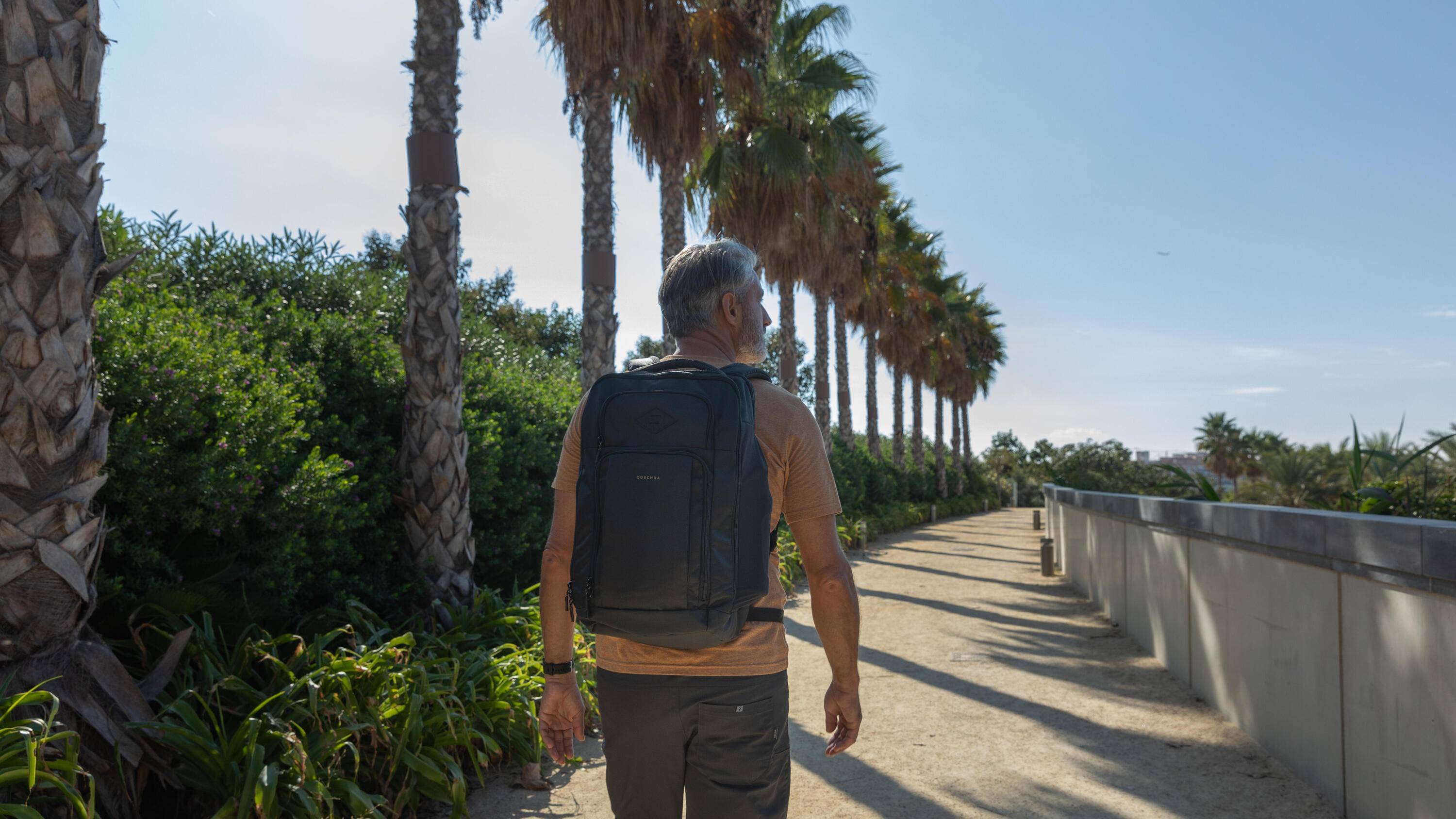 Sac à dos de randonnée 32 L – NH Escape 500  14/17