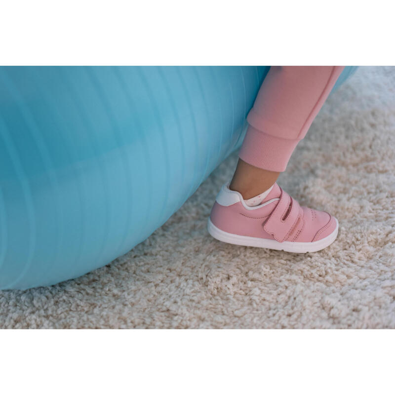 Zapatillas gimnasia primero pasos Bebés Domyos rosa tallas 20 al 24
