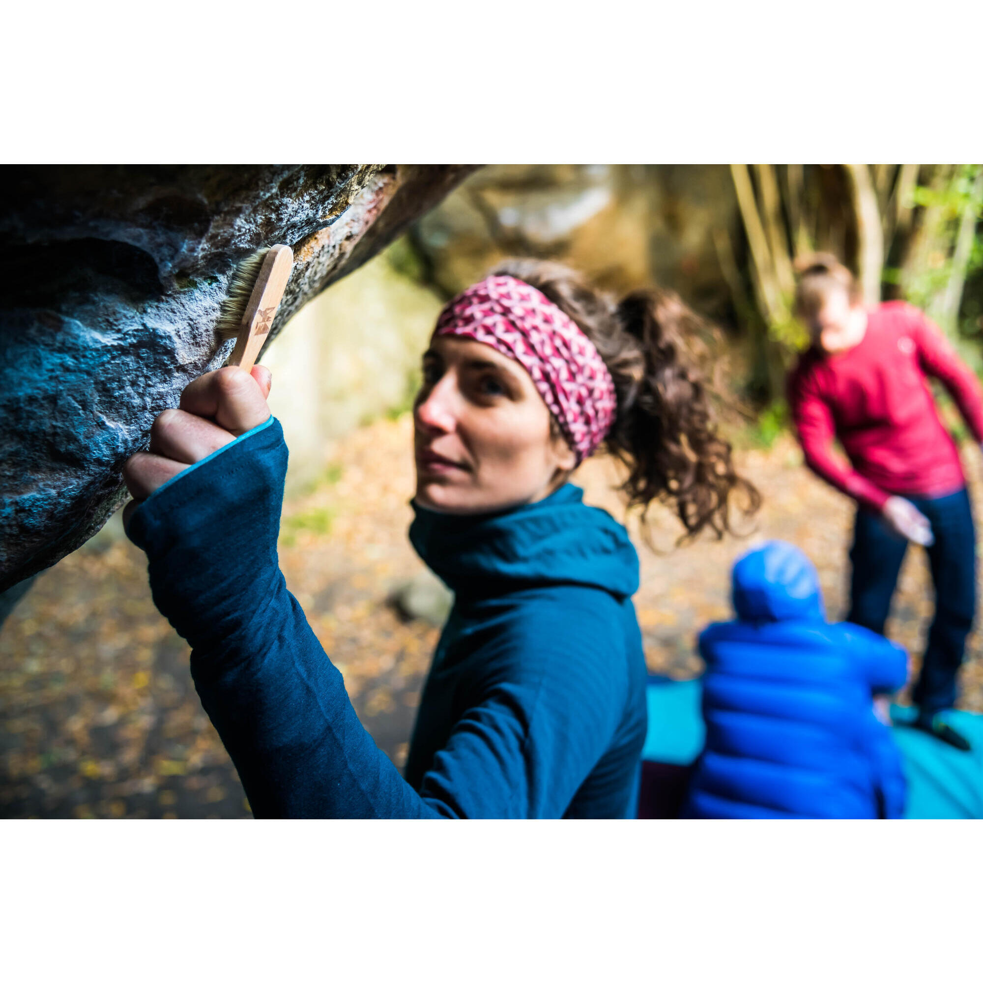 Felpa con cappuccio da donna in lana merino tecnica - ALPINISM Green