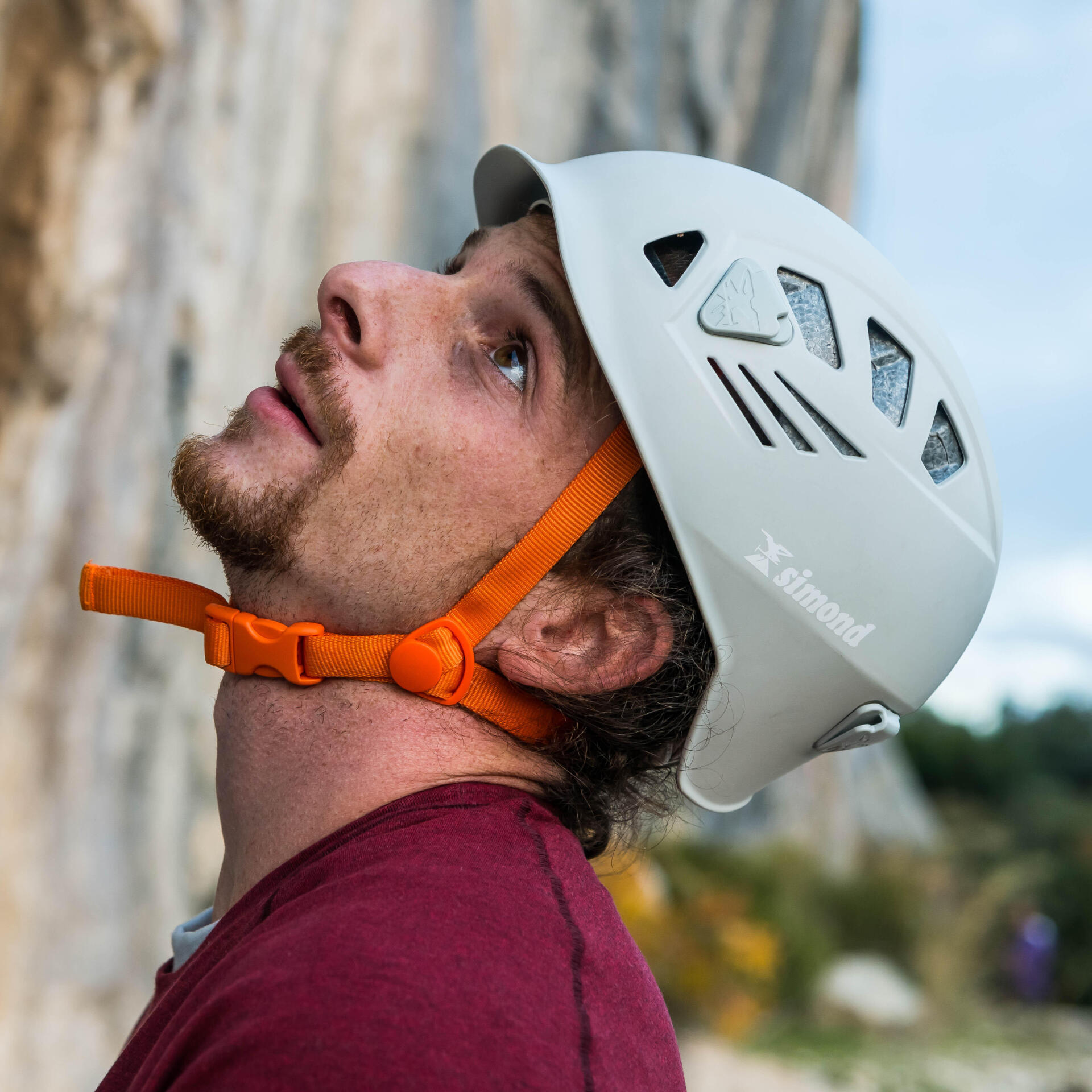 Como escolher um capacete de escalada ou de alpinismo? 