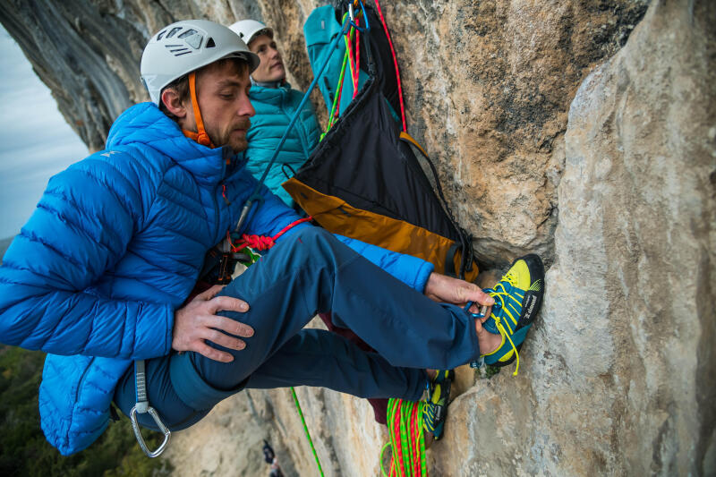 Kurtka wspinaczkowa męska Simond Alpinism Light puchowa 