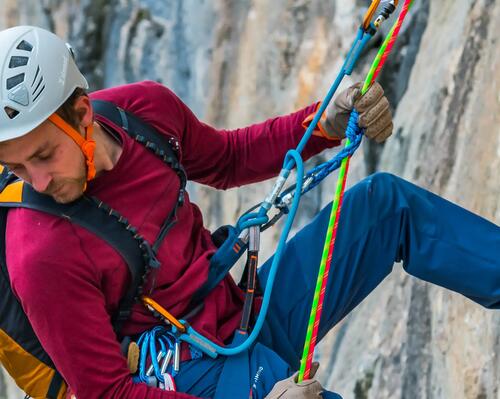 Como escolher um acessório para cordas de Escalada ou de Alpinsimo?