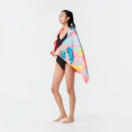Compact Microfibre Swimming Towel with Snaps Size L 80 x 130 cm - print