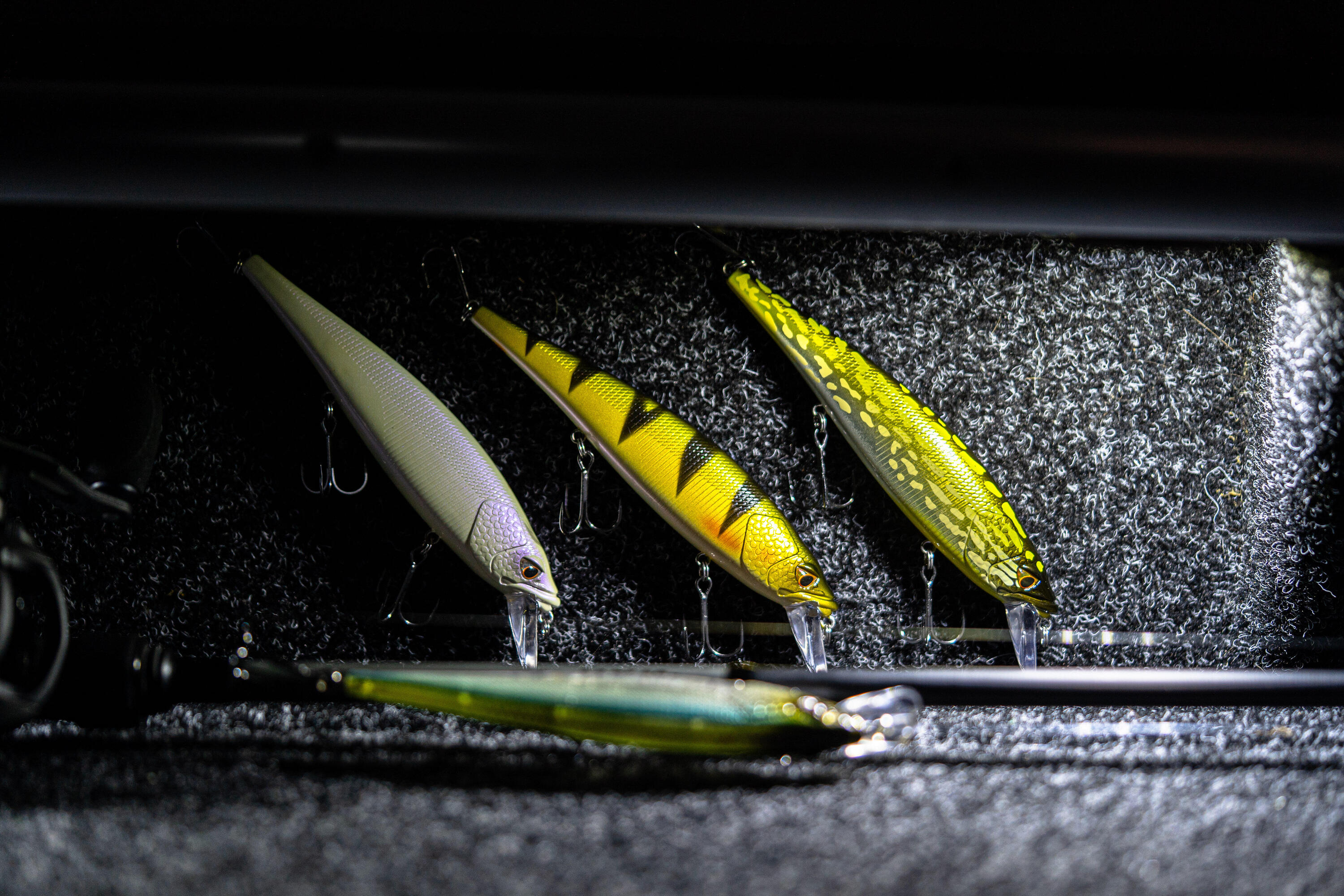 POISSON NAGEUR JERKBAIT MINNOW WXM MNW 130SP BROCHET 6/7