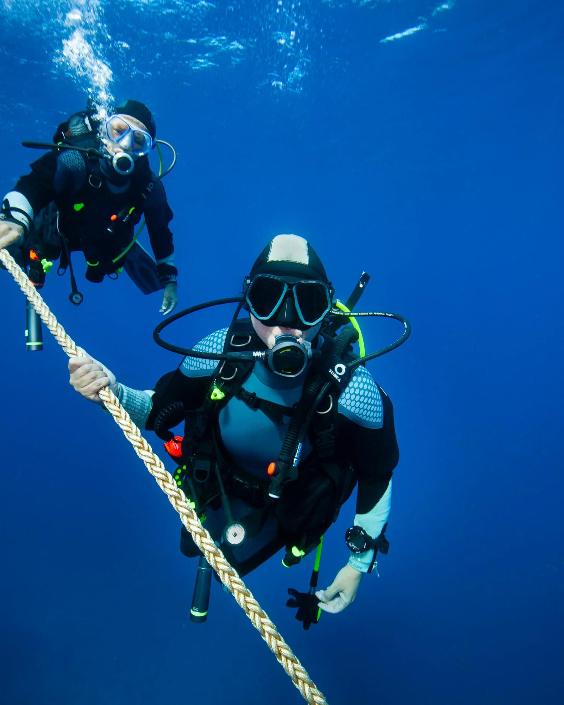 duiken-boot-dames-scuba
