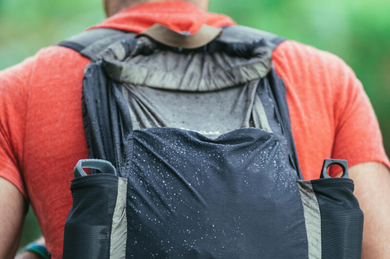 Plecak trekkingowy Forclaz Travel 25 l wodoodporny 