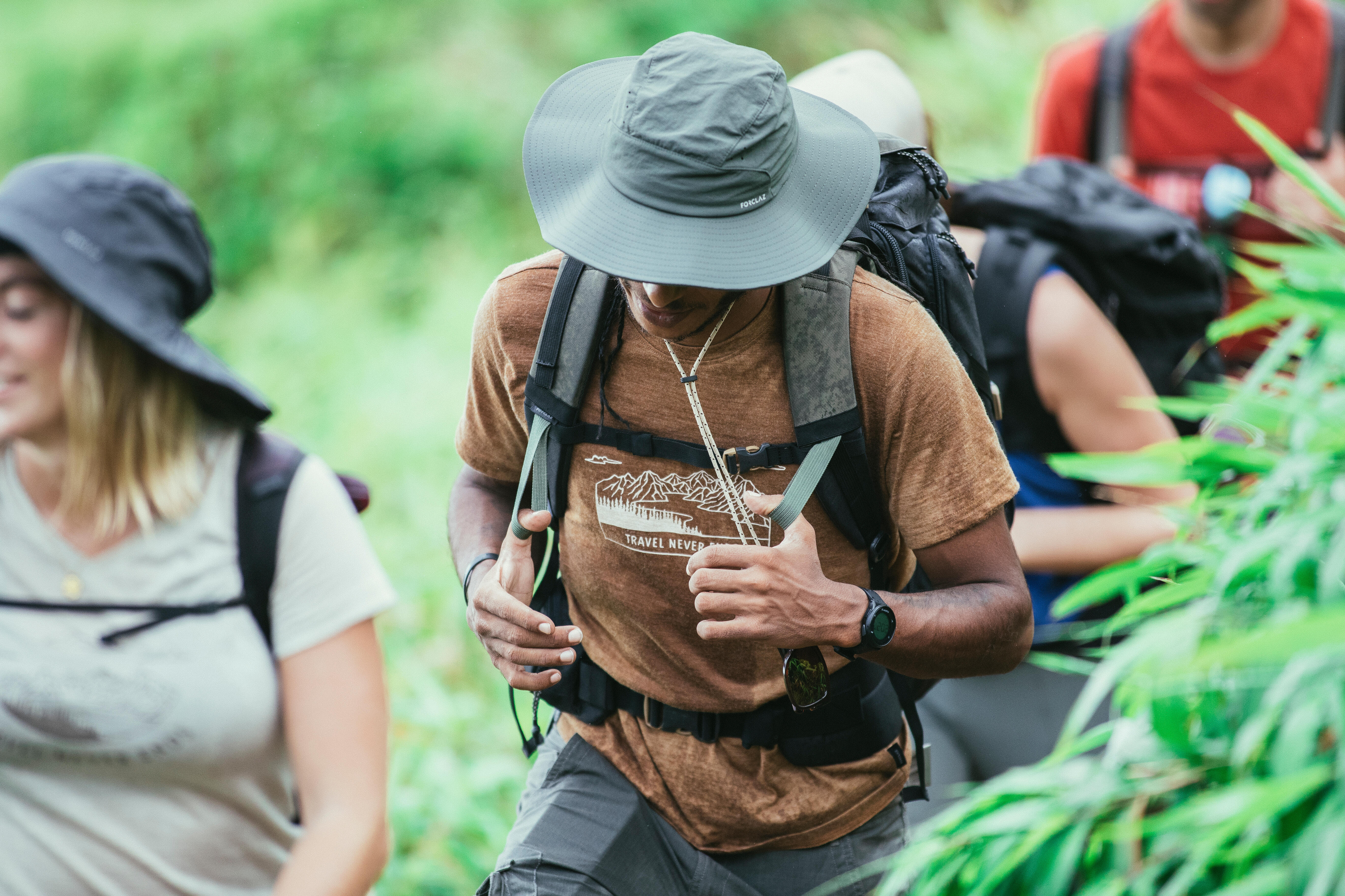 Sac à dos de 60 L – Travel 100 - FORCLAZ