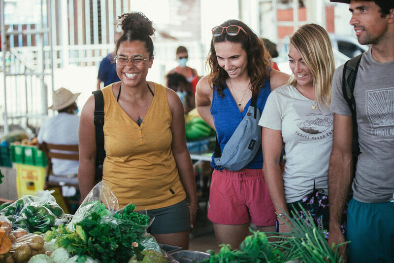 Como escolher uma bolsa de cintura para caminhada?