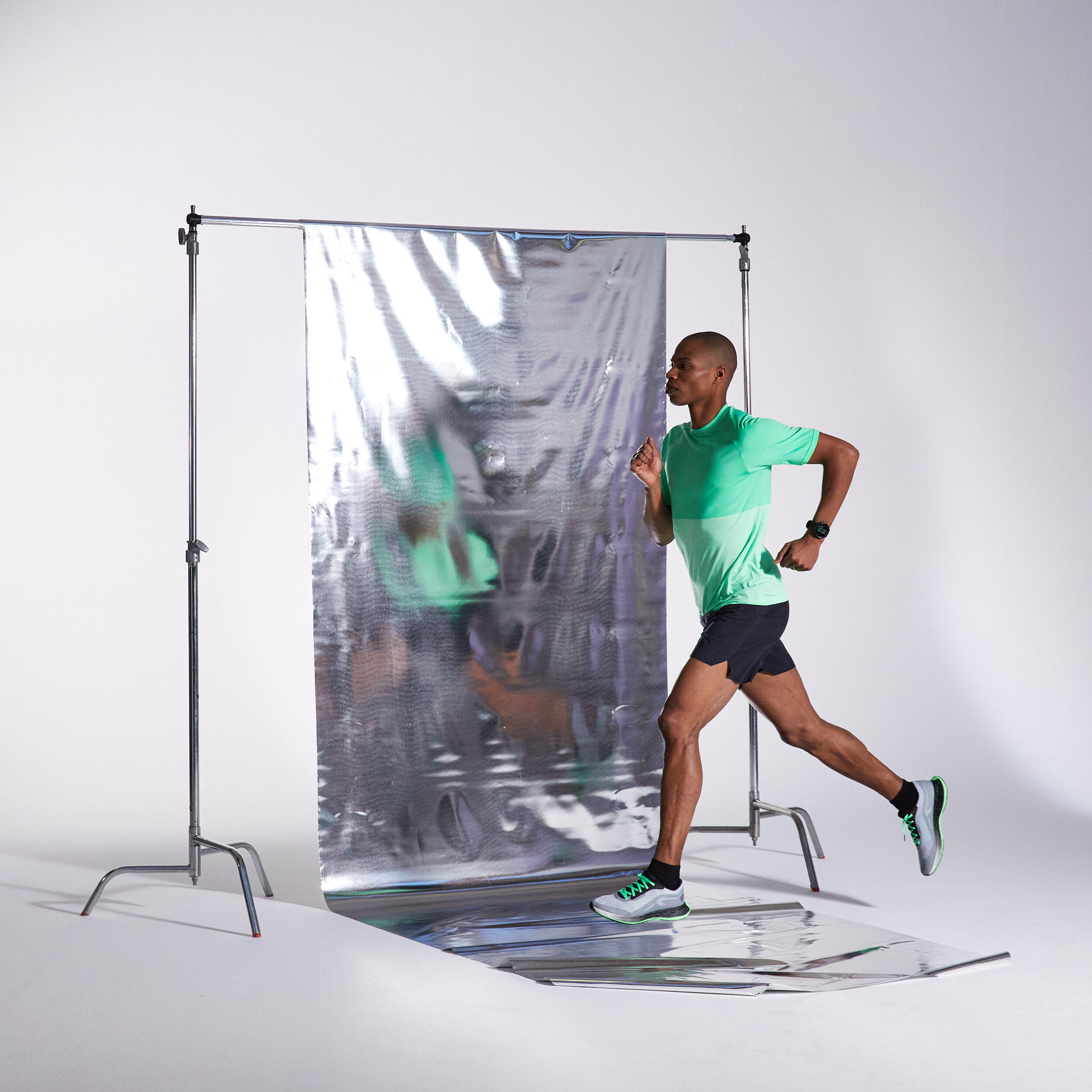 MEN'S RUNNING BREATHABLE T-SHIRT CARE - LIMITED EDITION NEON GREEN 2/10