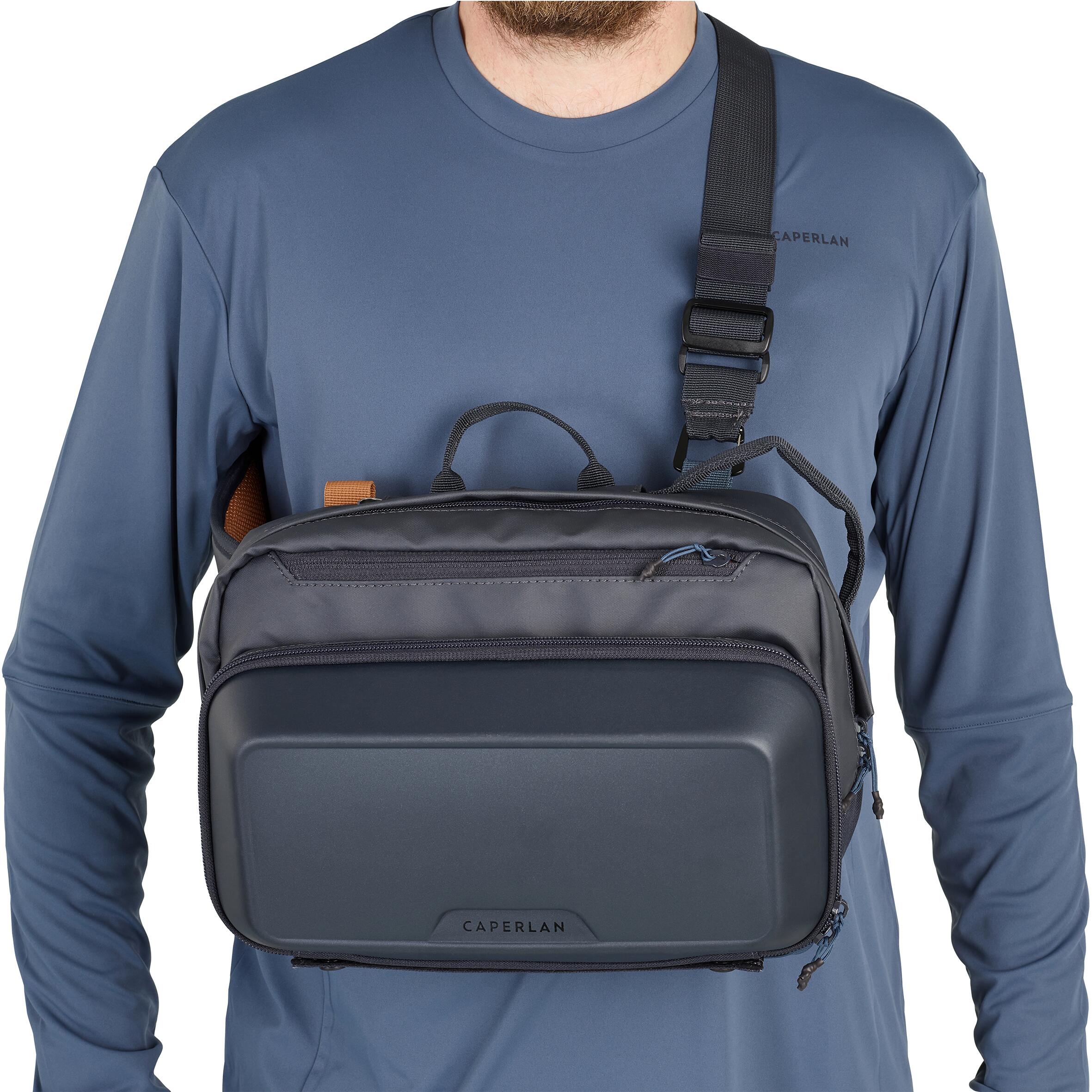 Shoulder bag / Fishing belt 500 12 L 4/22