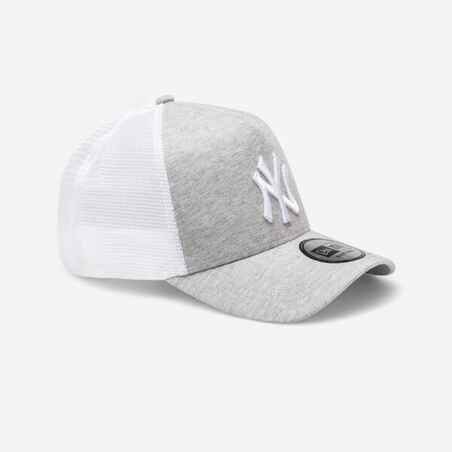  MLB New York Yankees Basic 59Fifty Cap, Grey, 7 1/8 : Sports  Fan Baseball Caps : Sports & Outdoors