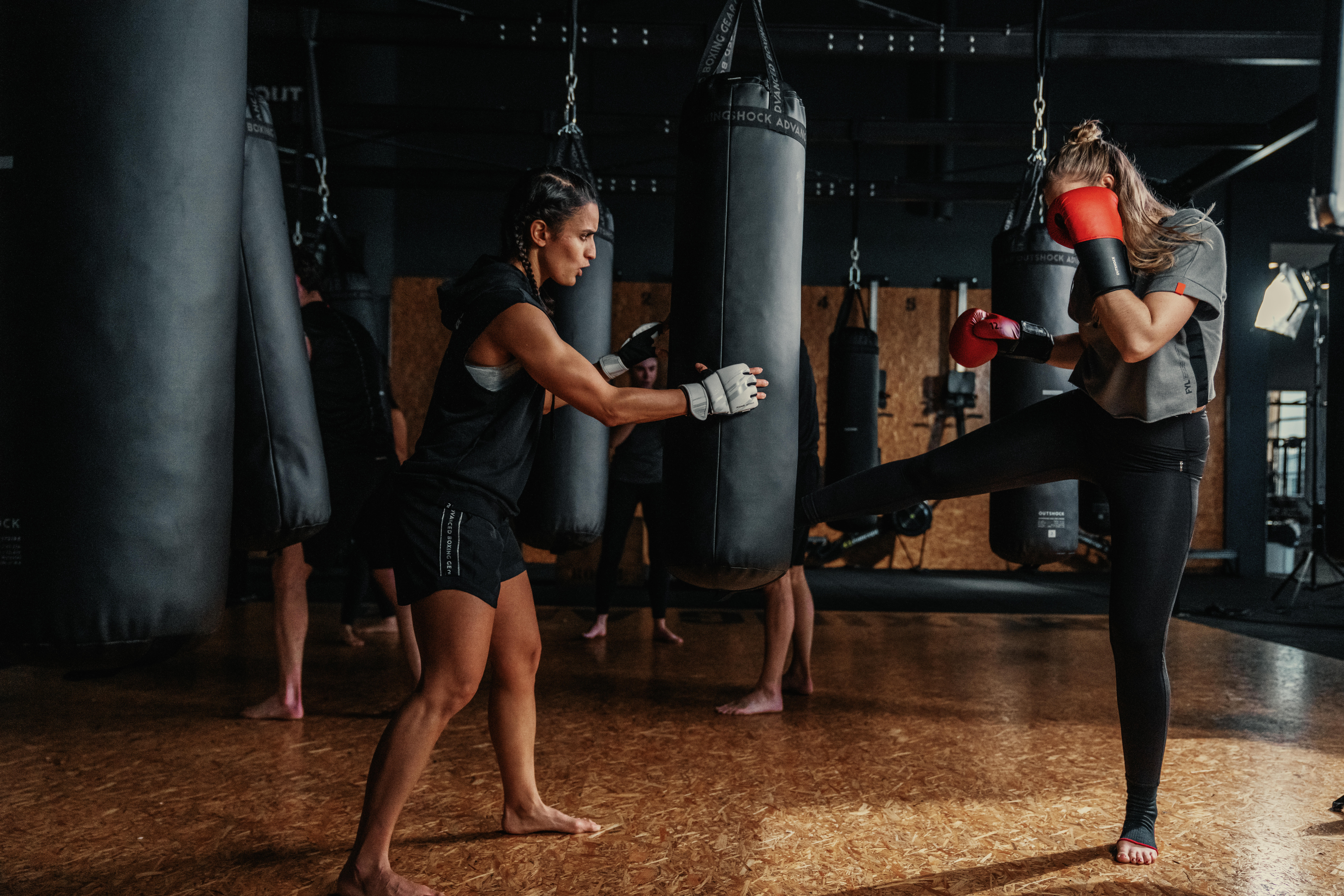 Boxing Training Gloves - 100 Linen/Black - OUTSHOCK