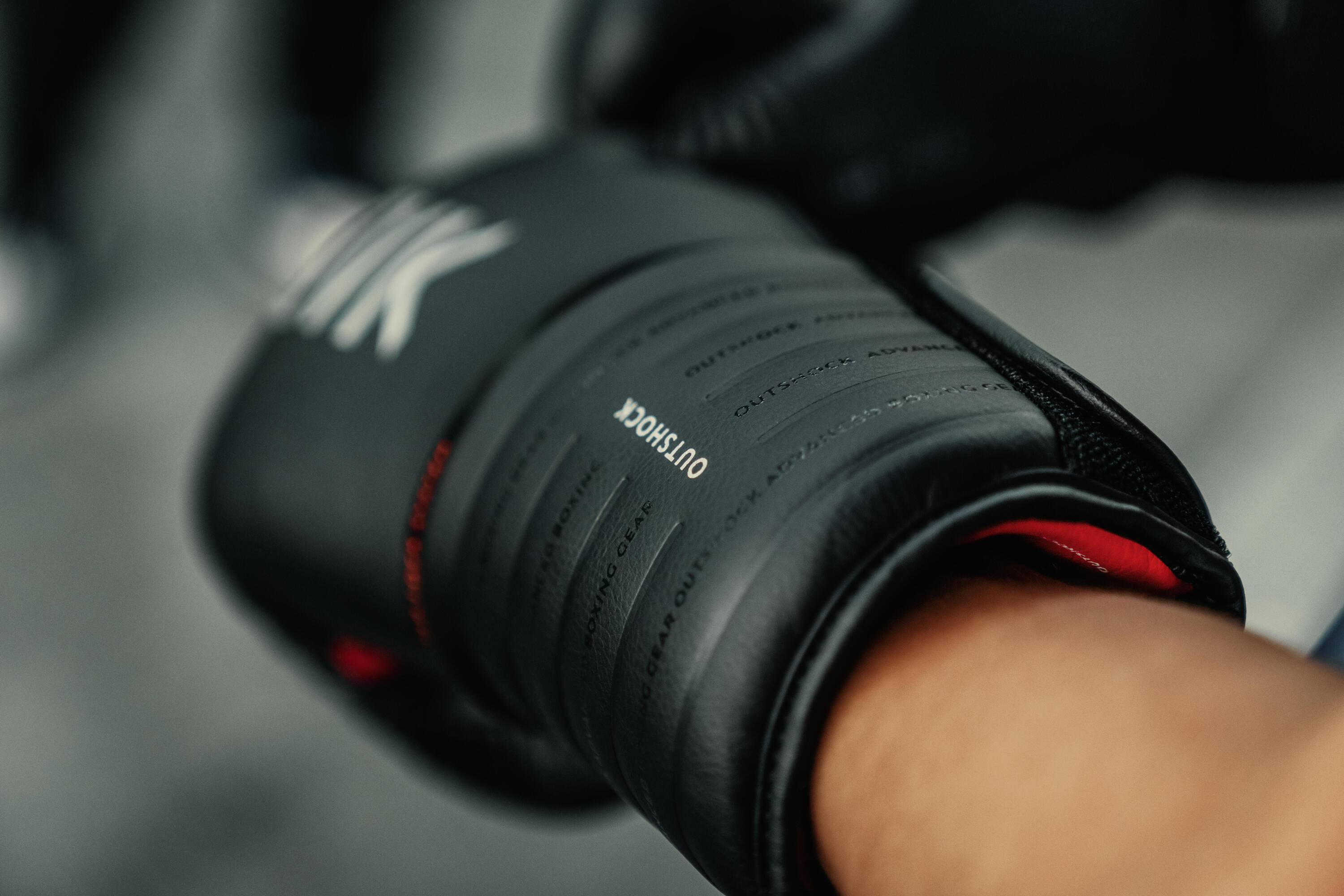 Gants de boxe avec maintien articulaire du poignet, noir 9/21