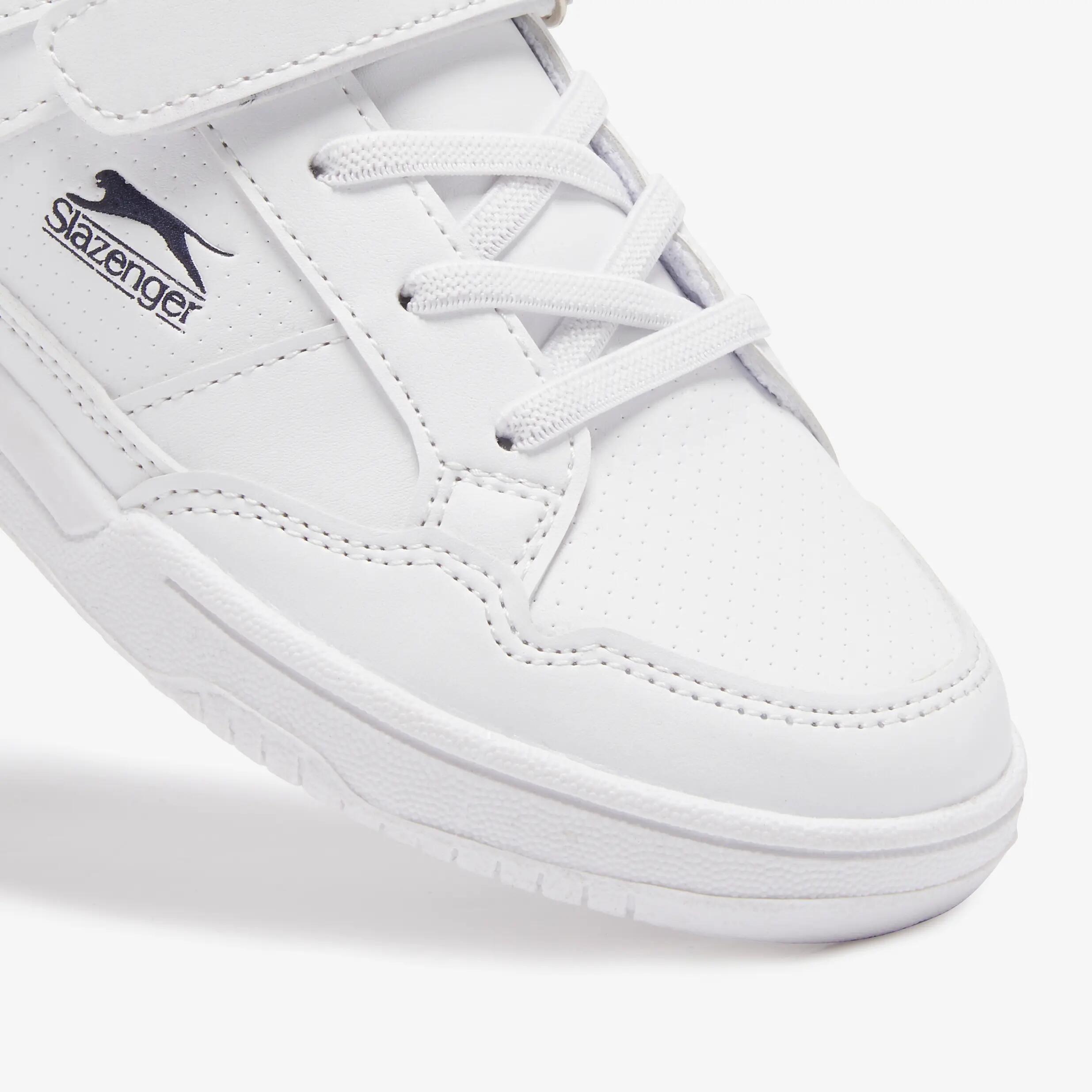 Kids' Shoes Hatflied - White Rip-Tab 4/6