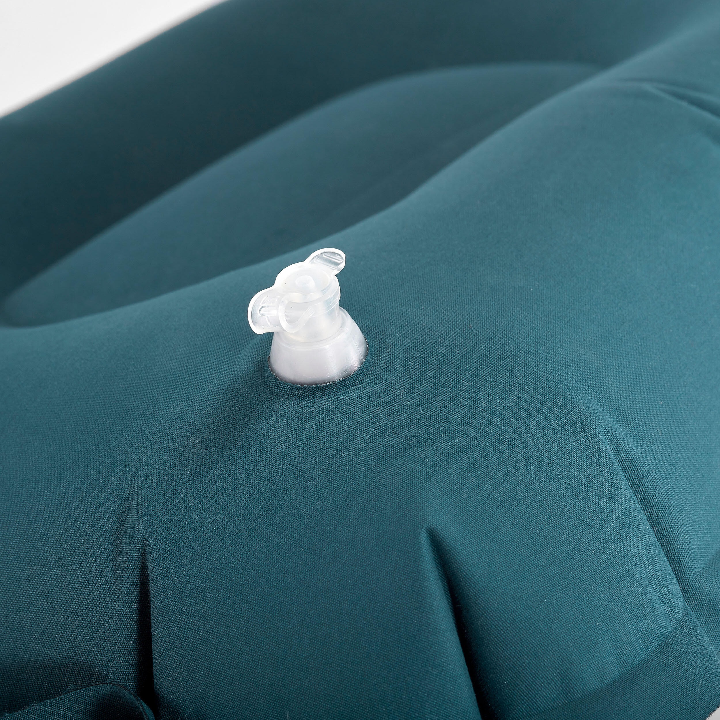 Camping Inflatable Pillow – Air Basic Blue - QUECHUA