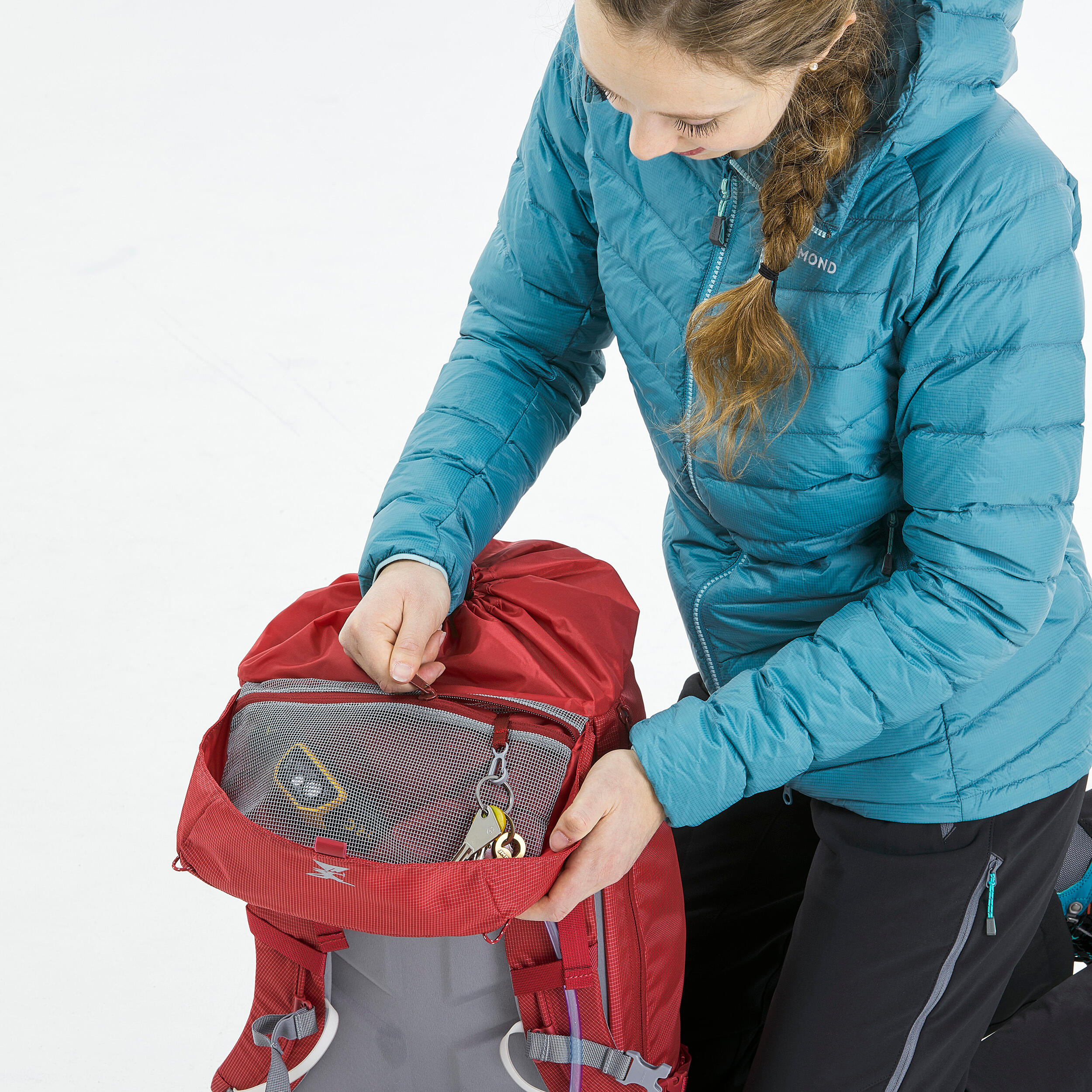 Mountaineering Backpack 33 litres - MOUNTAINEERING 33 RASPBERRY 11/17