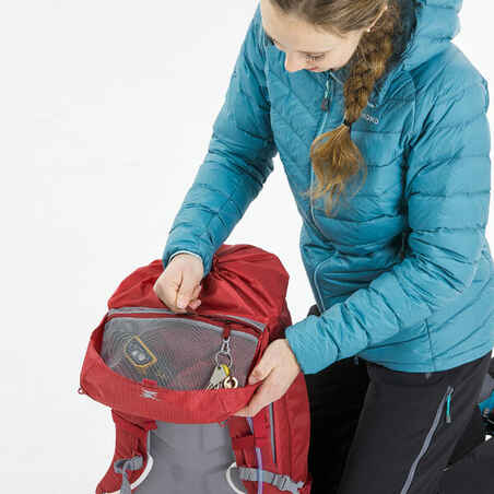 Mountaineering Backpack 33 litres - MOUNTAINEERING 33 RASPBERRY