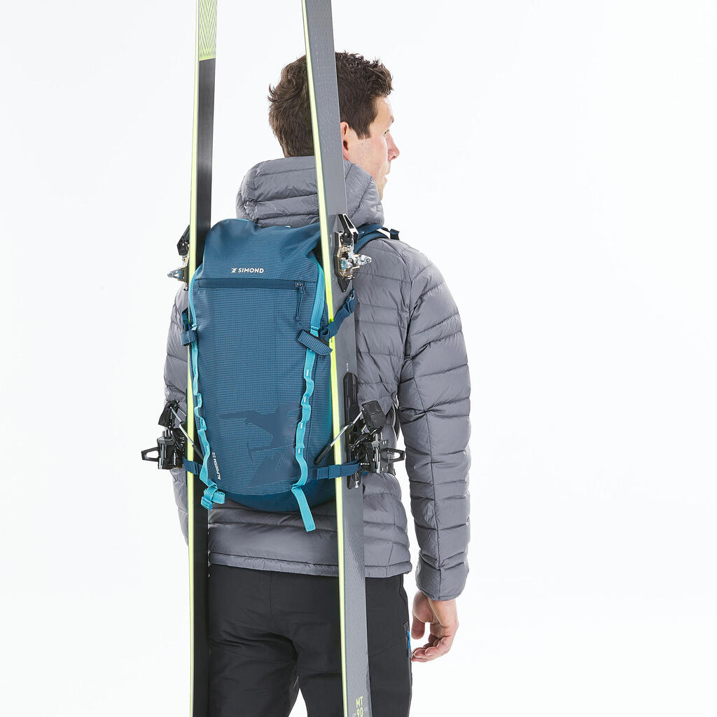 Alpīnisma mugursoma “Mountaineering 22”, 22 litri, zaļa un zila