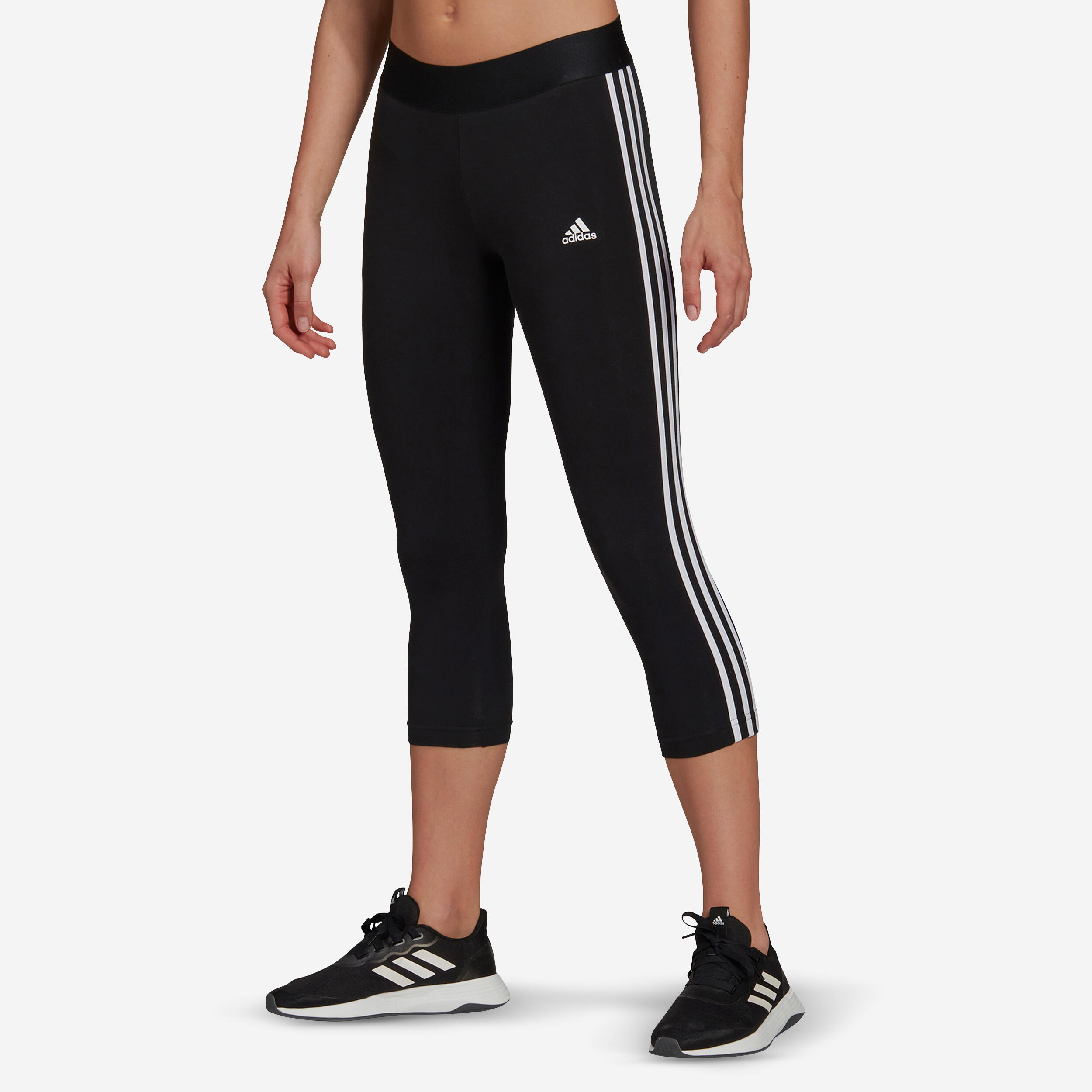Decathlon | Corsari donna fitness ADIDAS ESSENTIALS cotone leggero nero-bianco |  Adidas